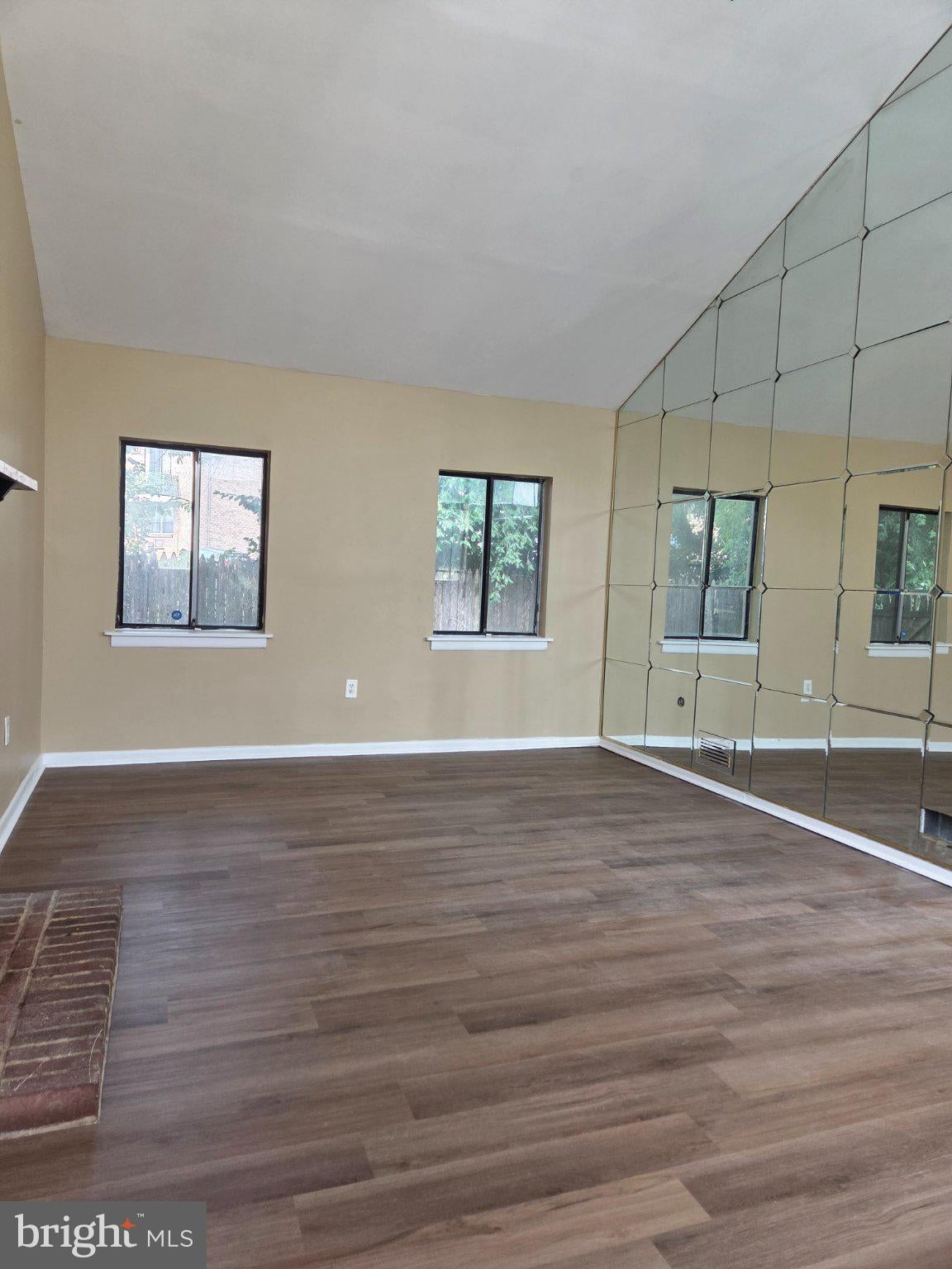 415 ASHLAND AVENUE 7
