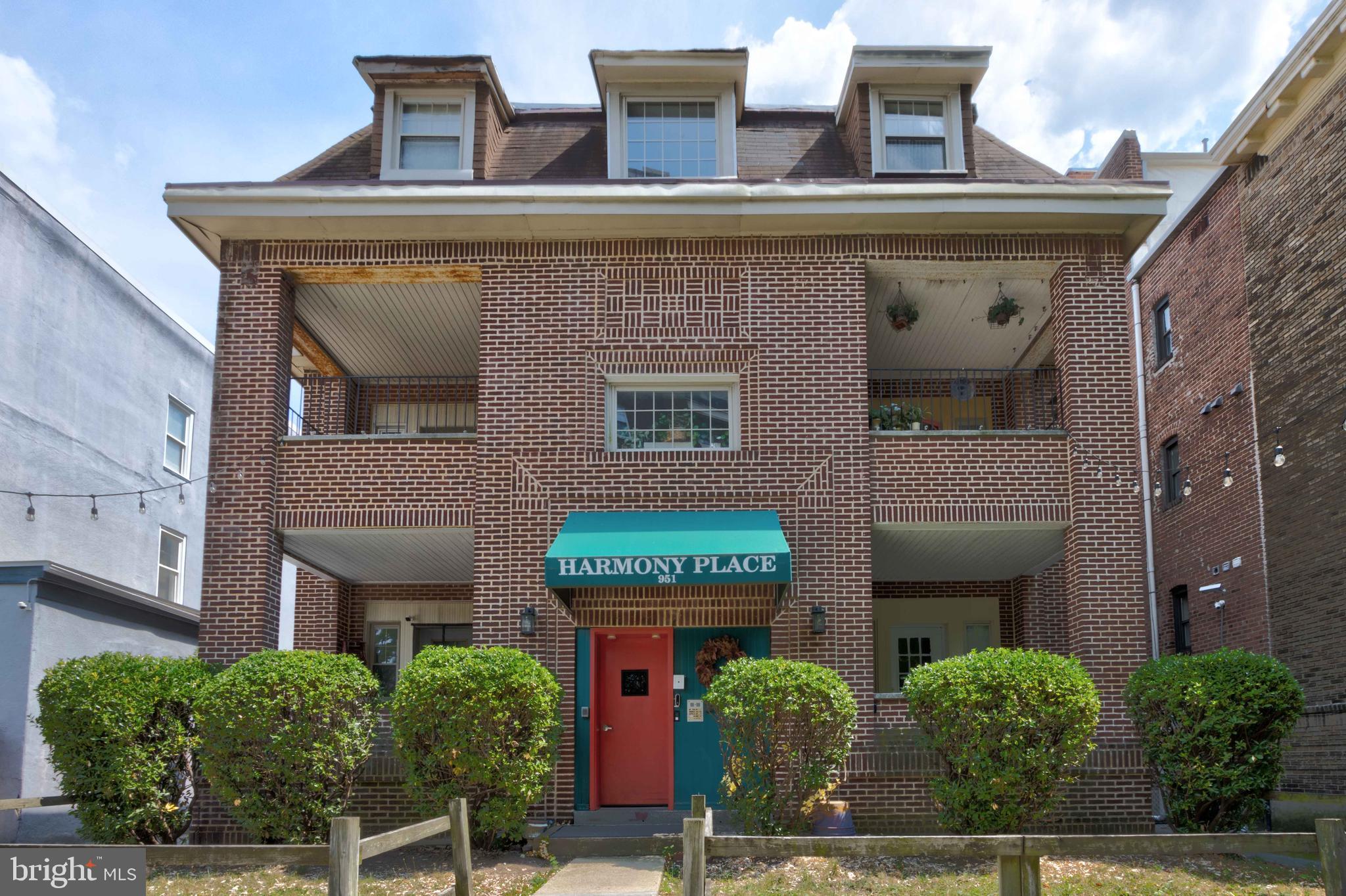 RESERVOIR HILL - Residential Lease