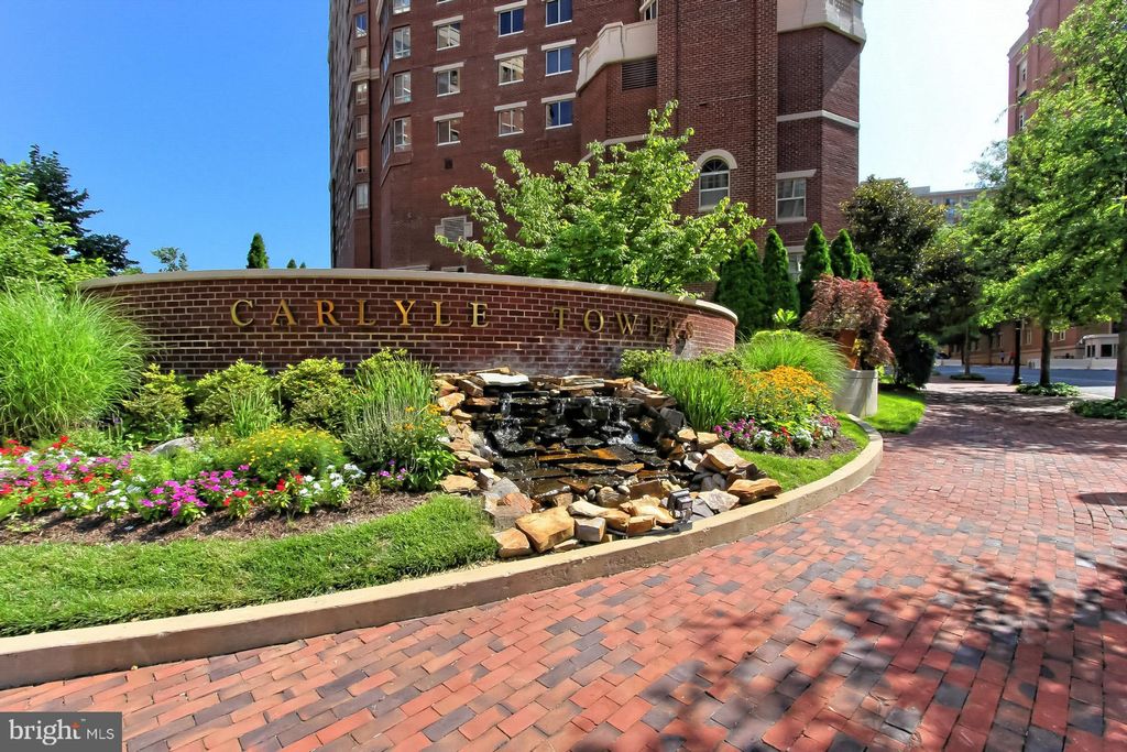 Photo of 2121 Jamieson Avenue #1606, ALEXANDRIA, VA 22314 (MLS # VAAX2051170)