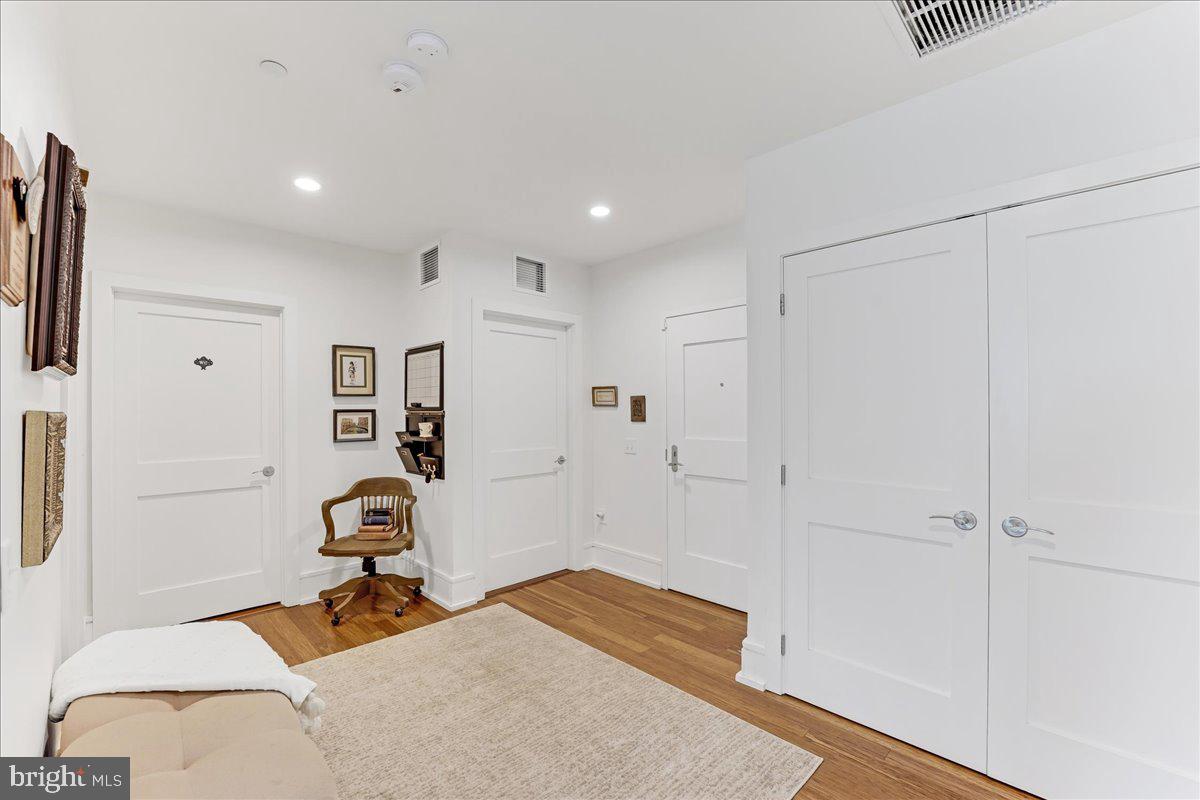 PEMBROKE NORTH - Residential