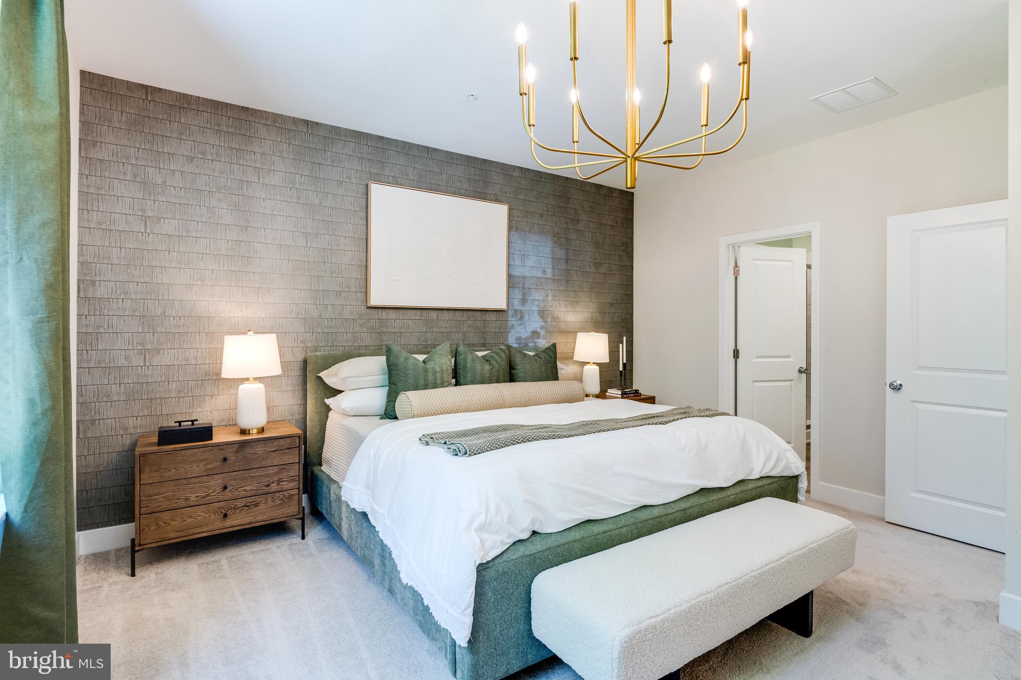 SOMERTON CHASE - Residential