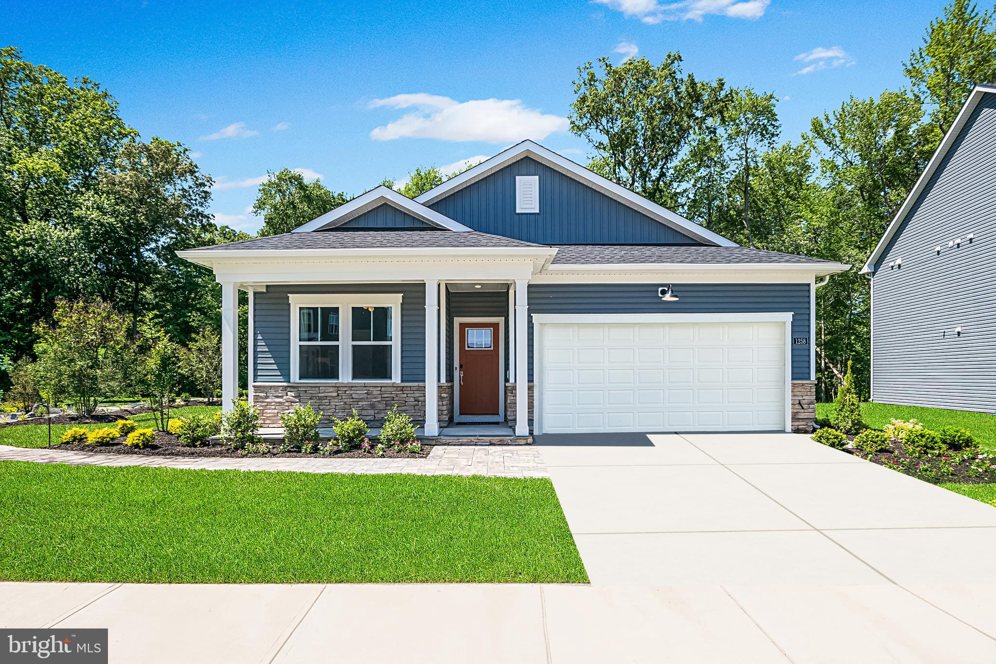 SOMERTON CHASE - Residential