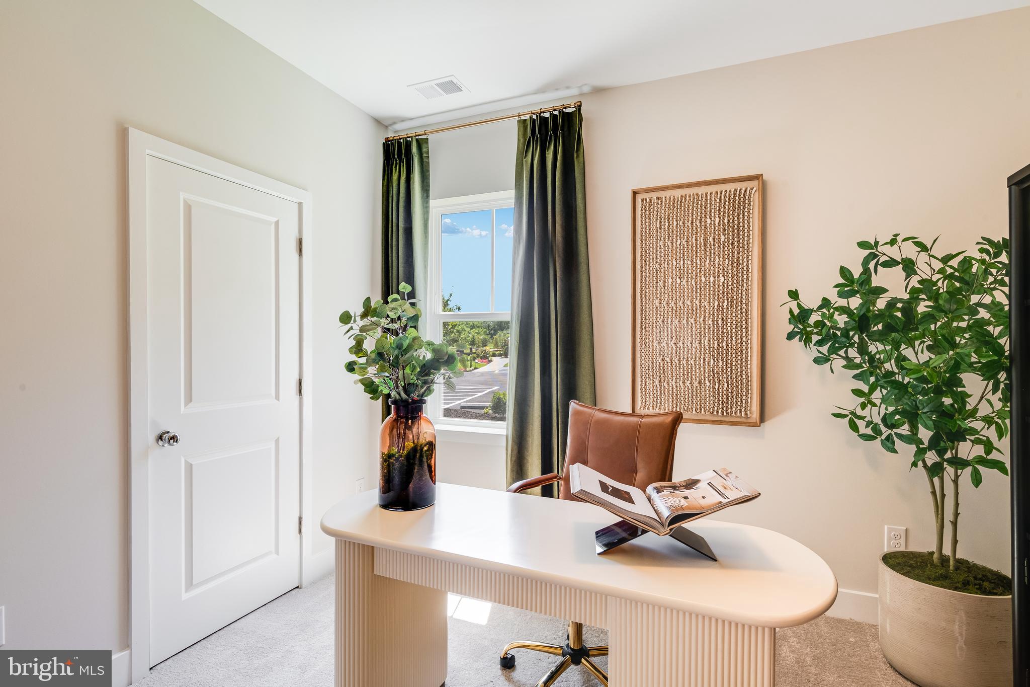 SOMERTON CHASE - Residential