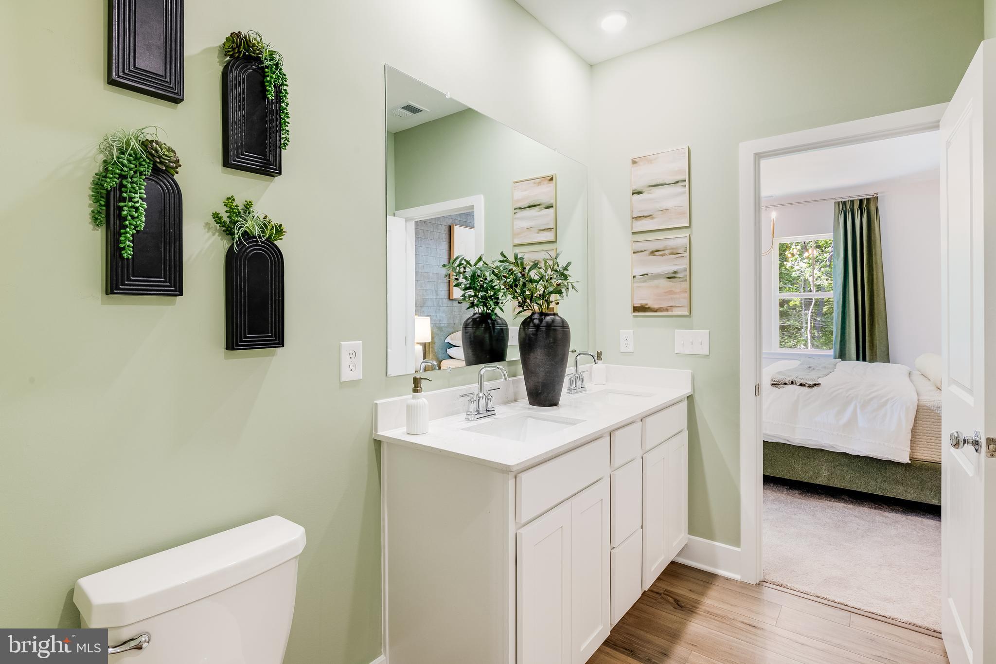 SOMERTON CHASE - Residential