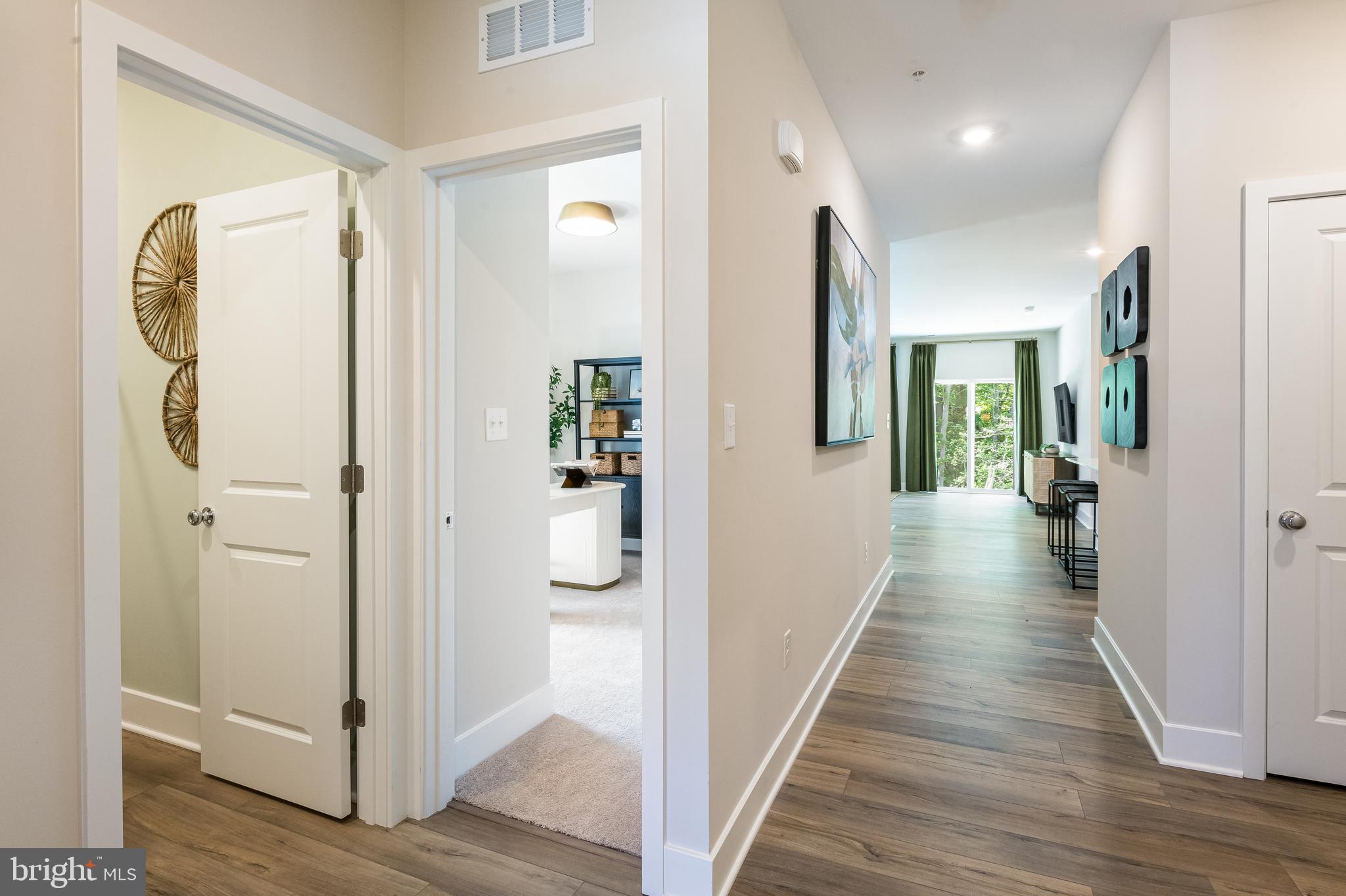 SOMERTON CHASE - Residential