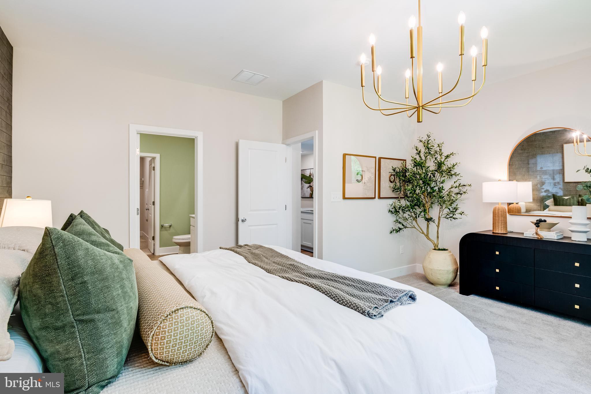 SOMERTON CHASE - Residential