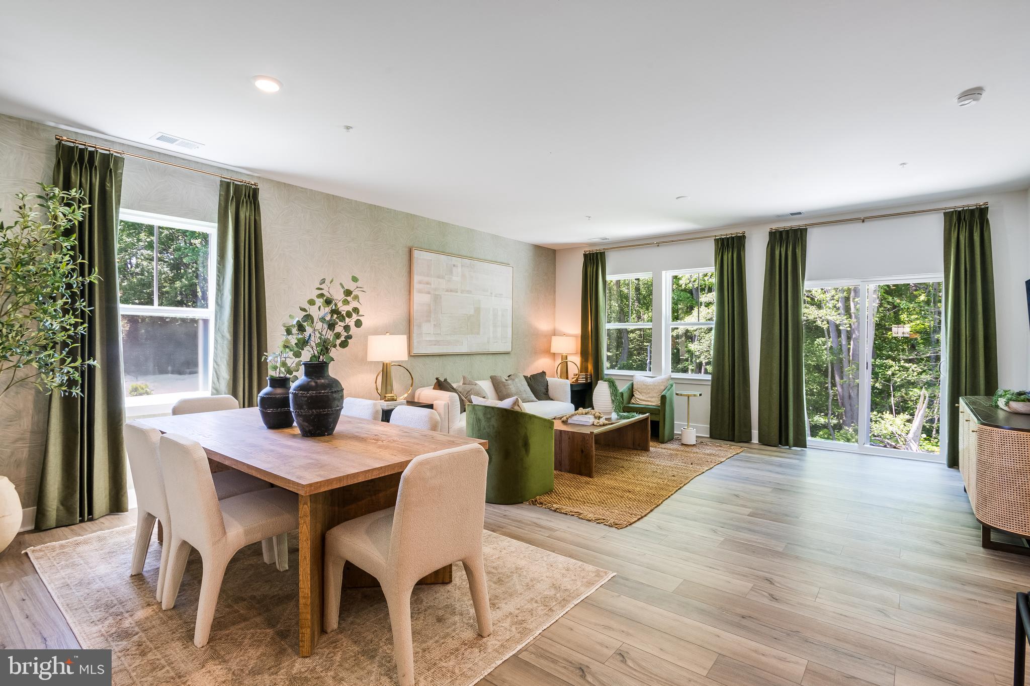 SOMERTON CHASE - Residential