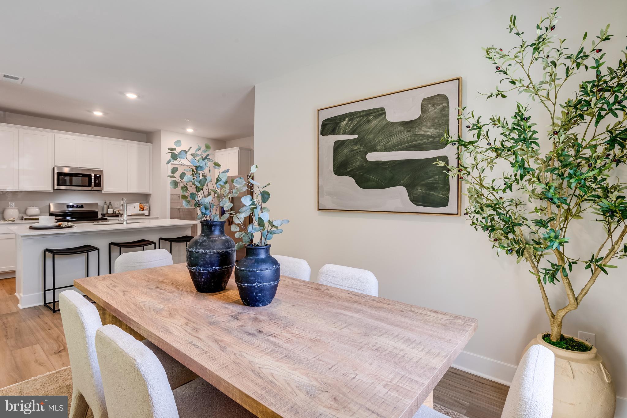 SOMERTON CHASE - Residential