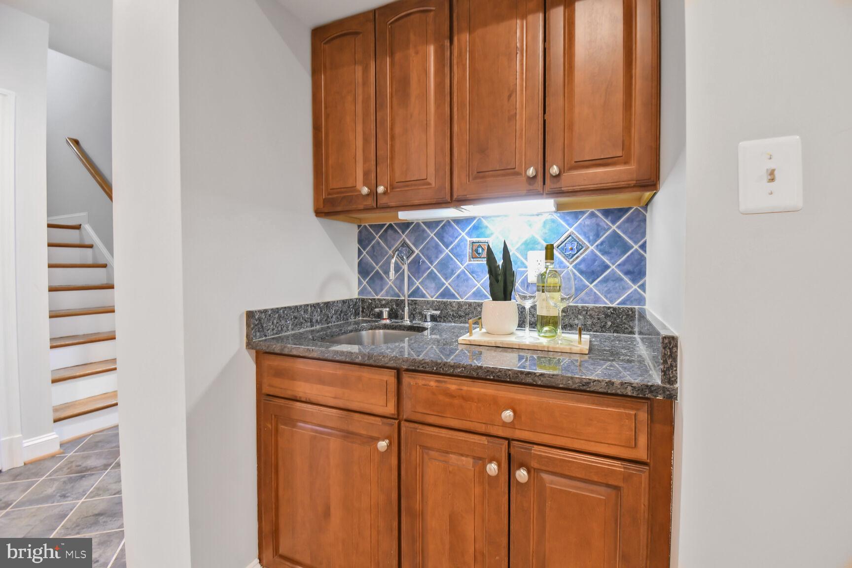 LORCOM RIDGE - Residential