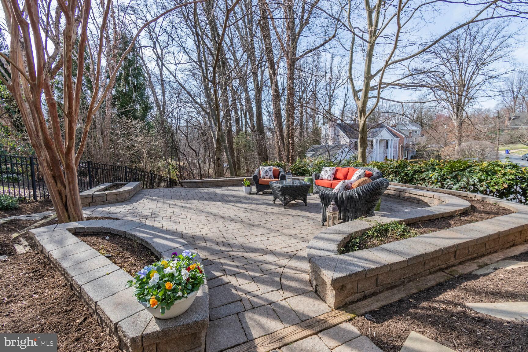 LORCOM RIDGE - Residential