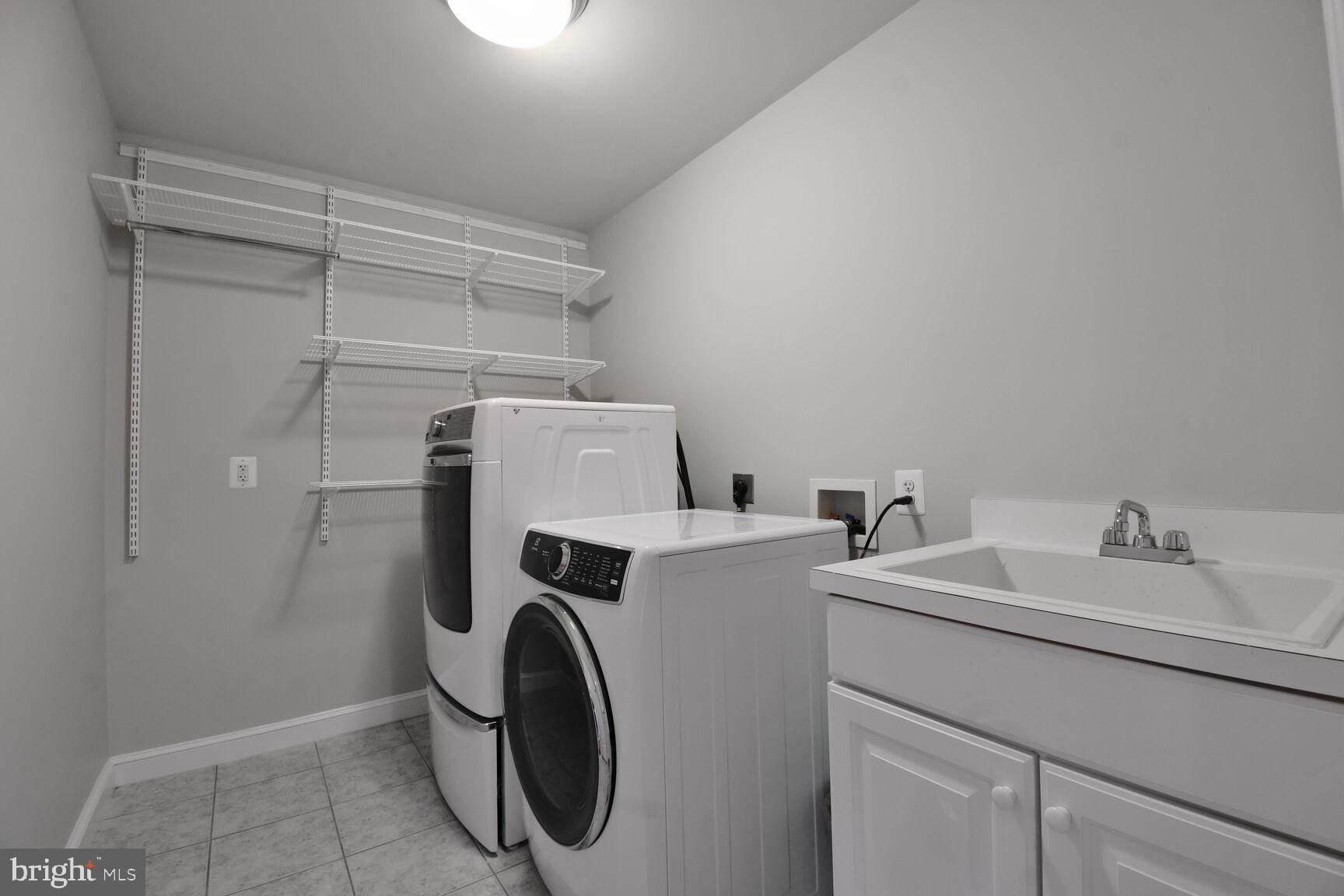 LORCOM RIDGE - Residential