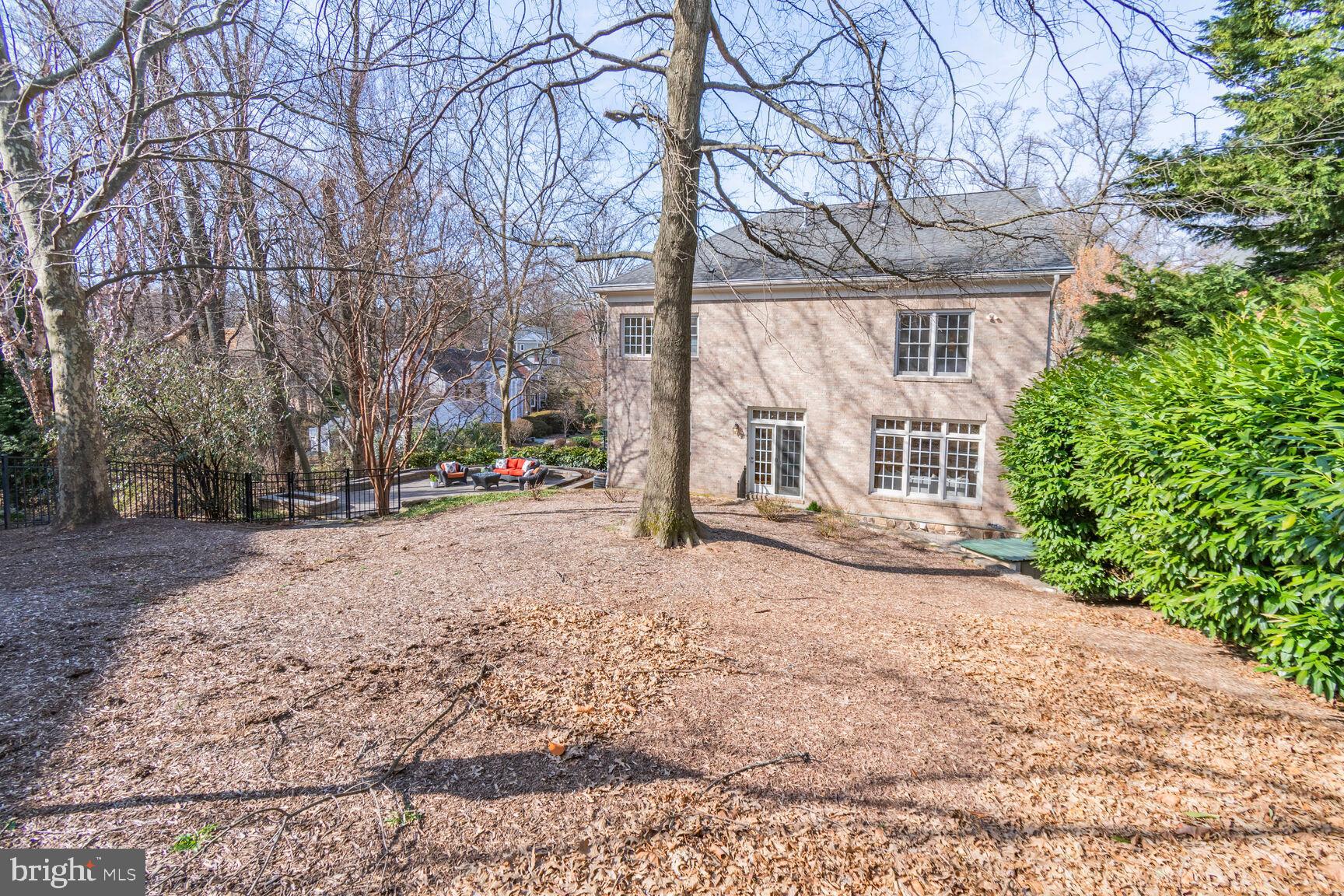 LORCOM RIDGE - Residential