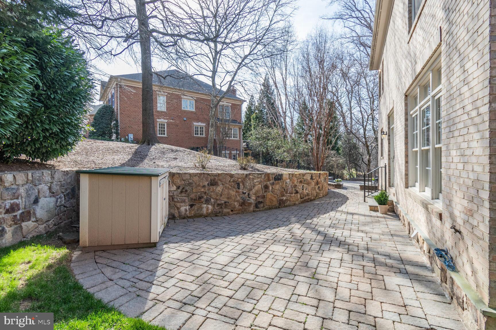 LORCOM RIDGE - Residential