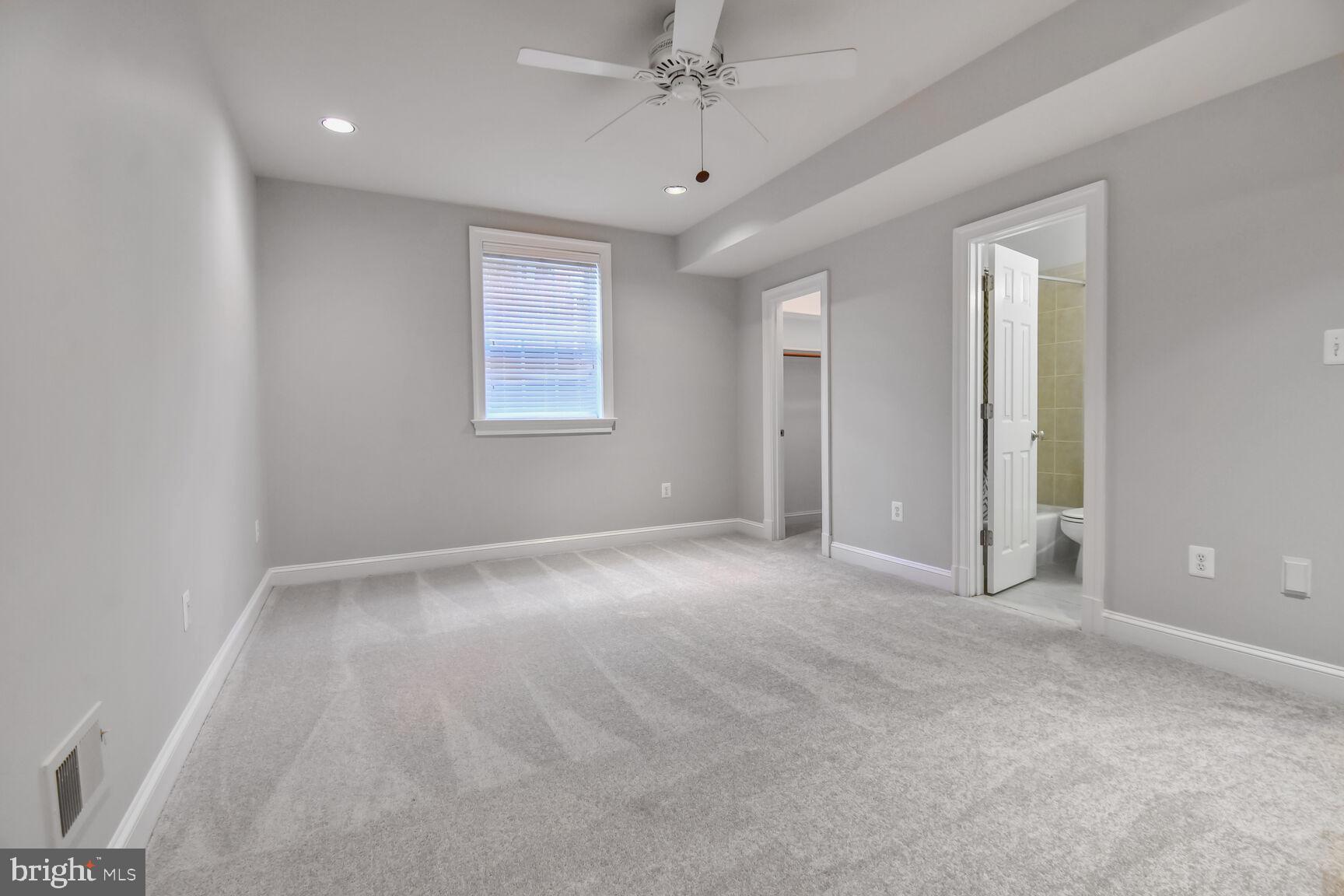 LORCOM RIDGE - Residential