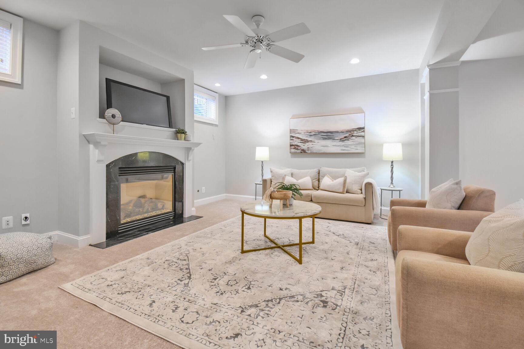 LORCOM RIDGE - Residential