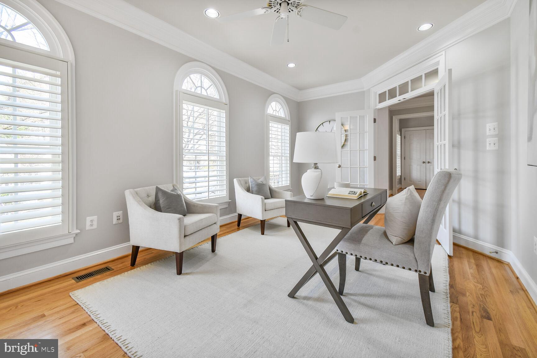 LORCOM RIDGE - Residential