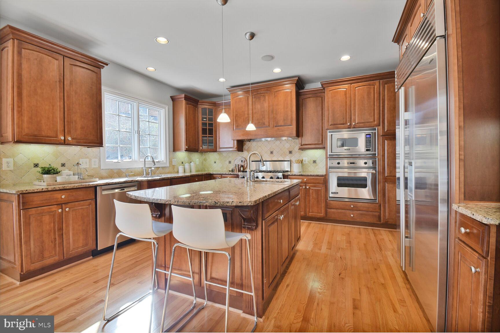 LORCOM RIDGE - Residential