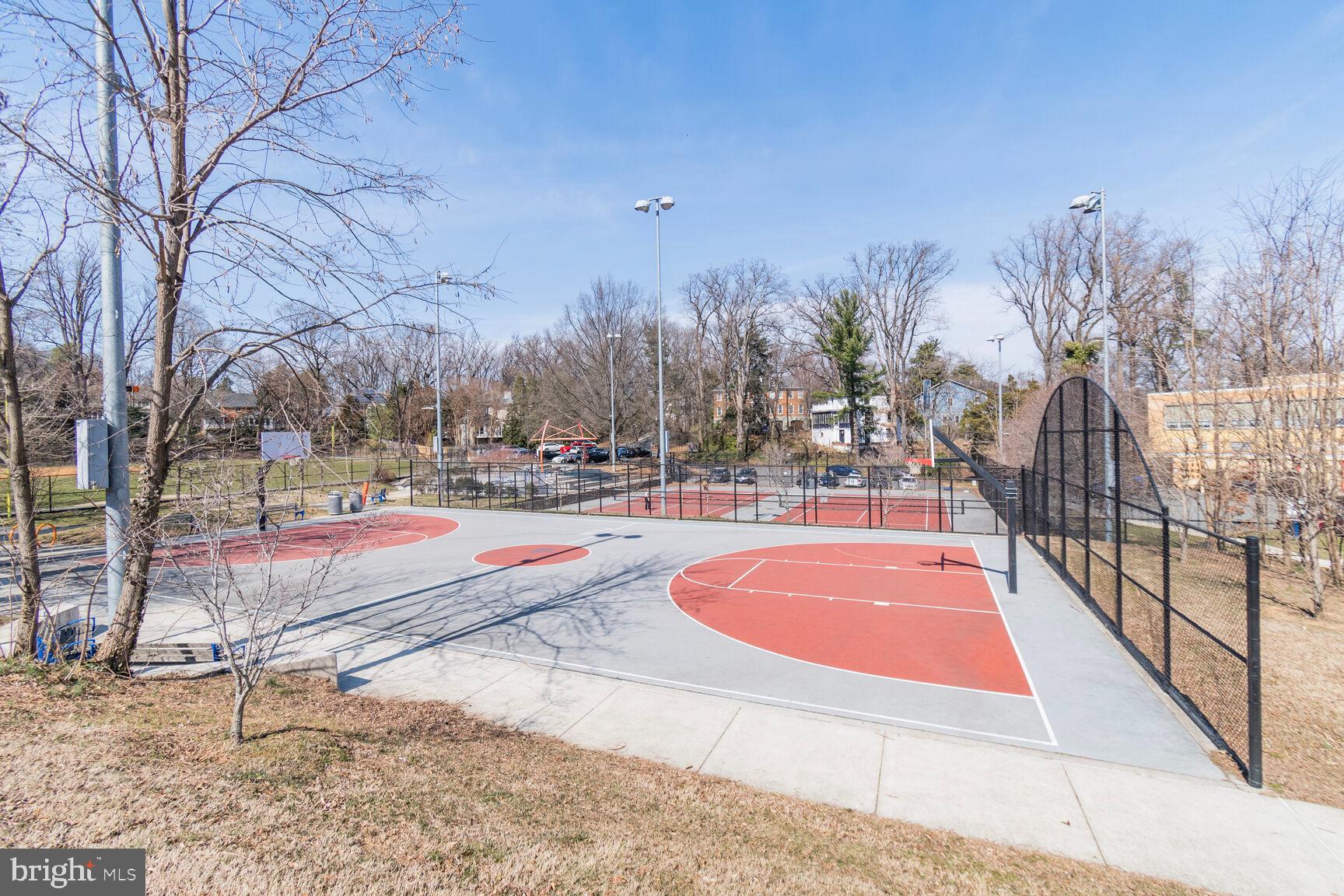 LORCOM RIDGE - Residential