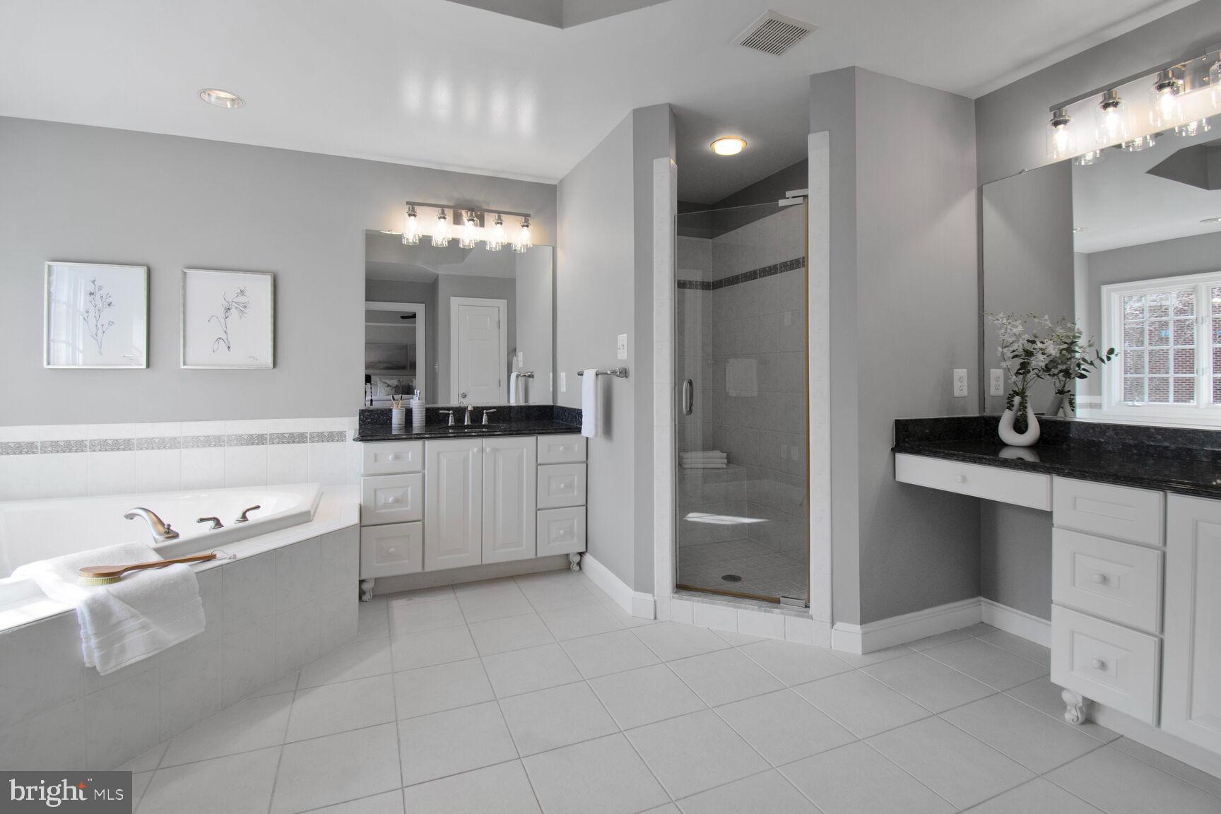 LORCOM RIDGE - Residential