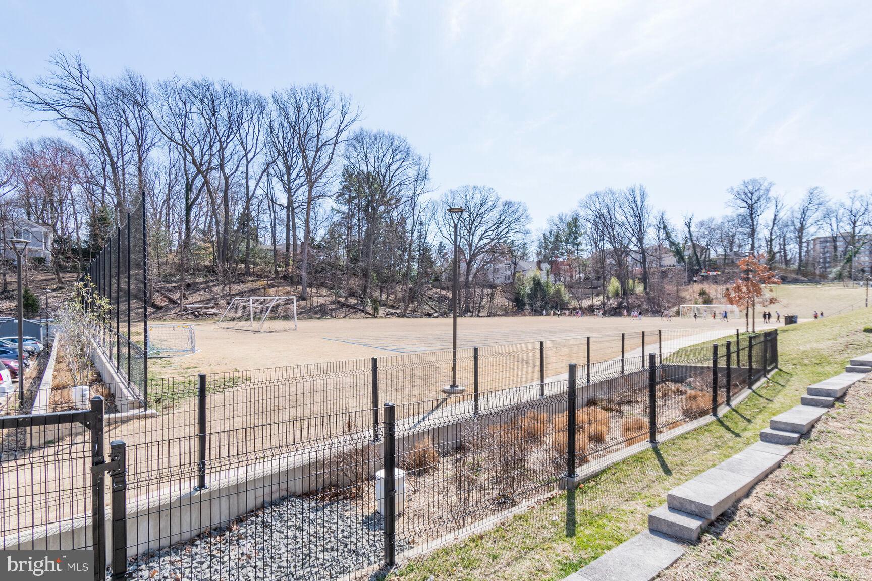 LORCOM RIDGE - Residential