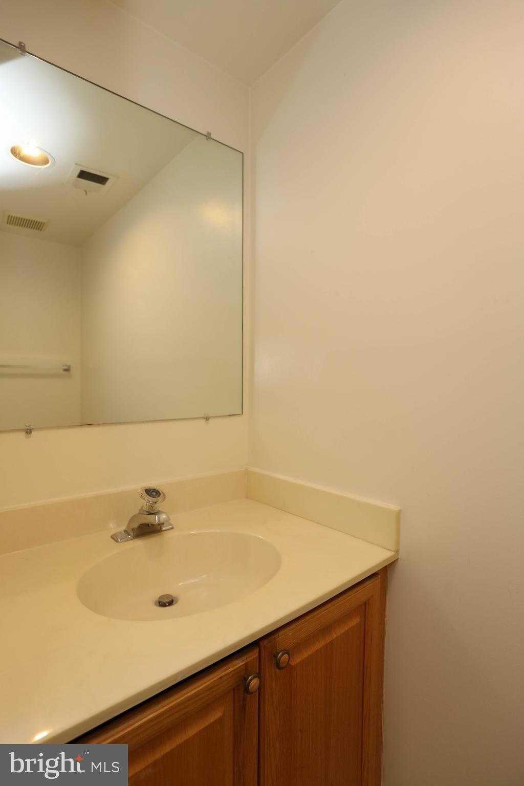 MARINERS POINT - Residential