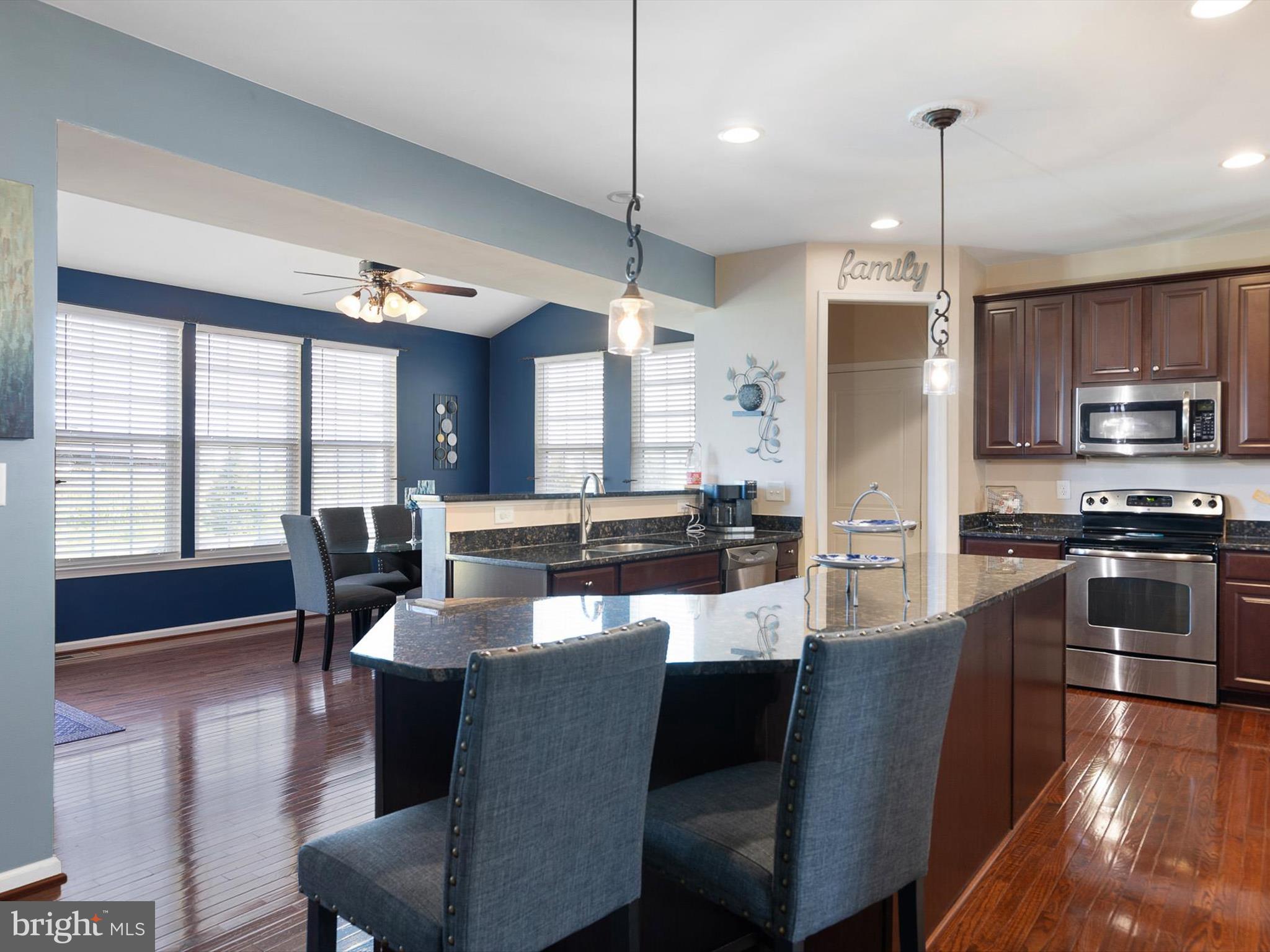 ESTATES AT ST ANNE - Residential