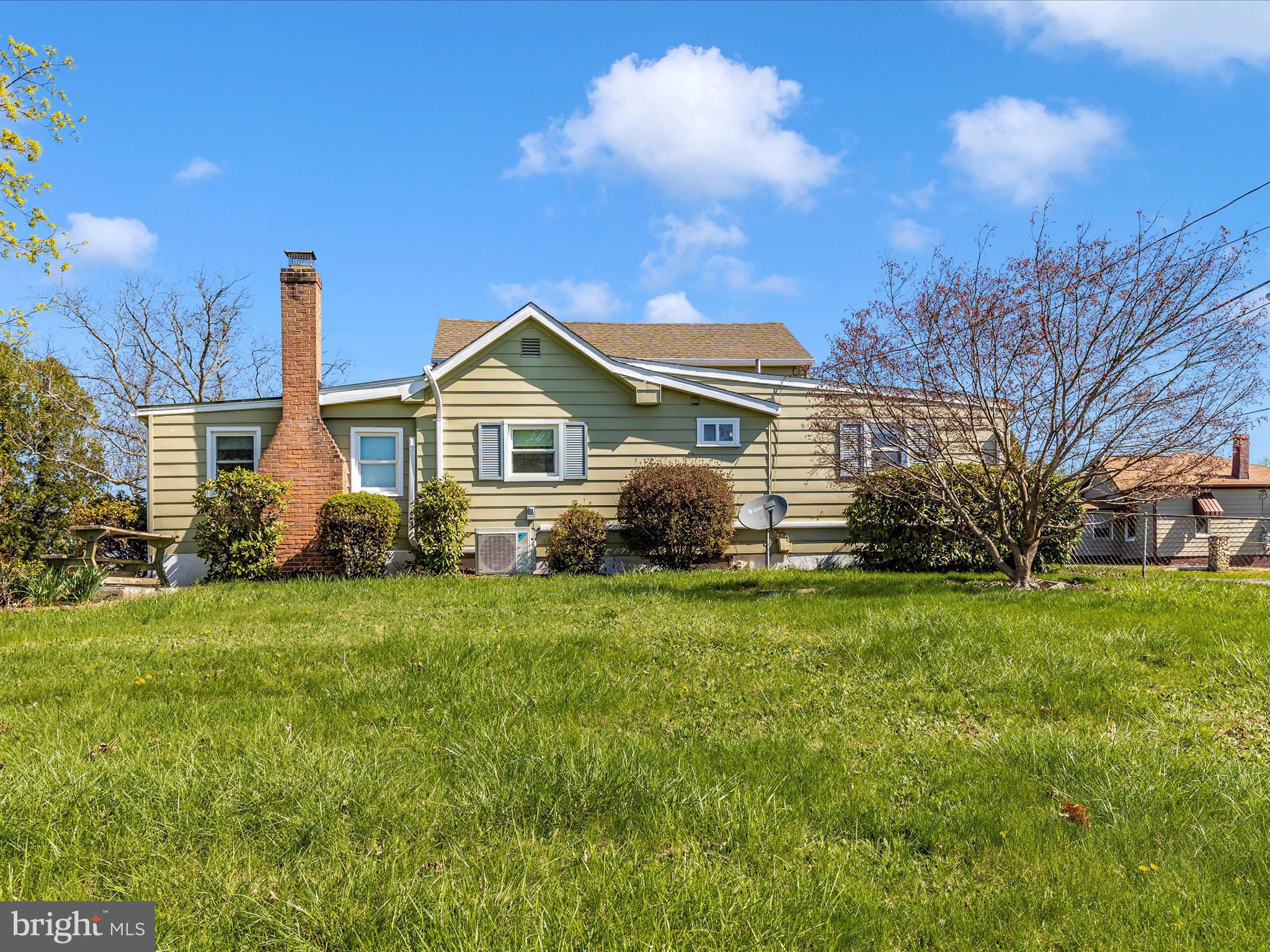 BRUNSWICK - Residential