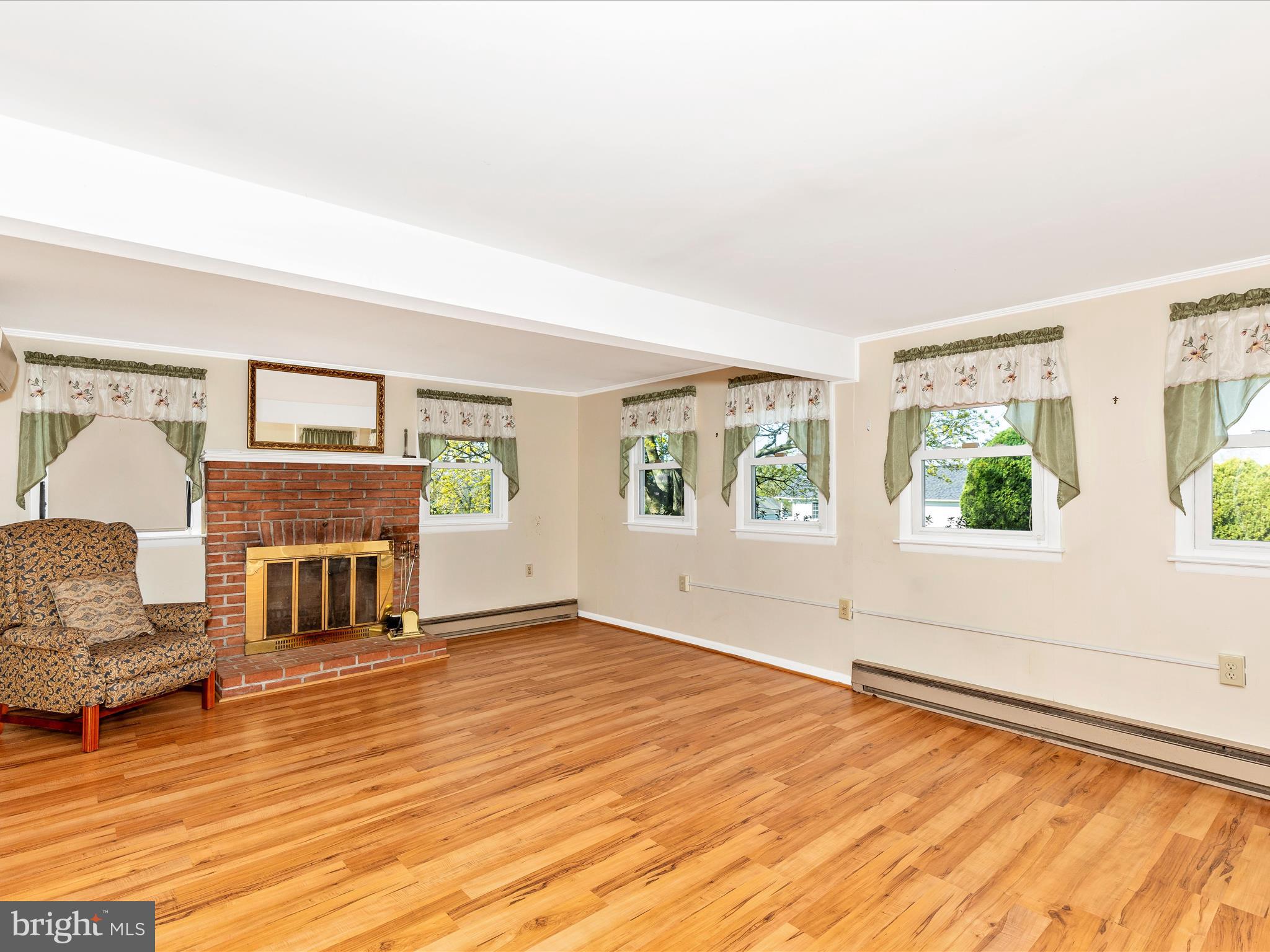 BRUNSWICK - Residential