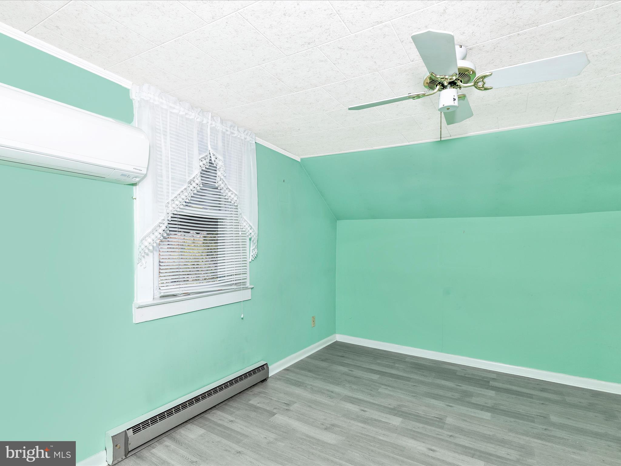 BRUNSWICK - Residential