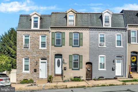 Photo for 208 S 6TH STREET
