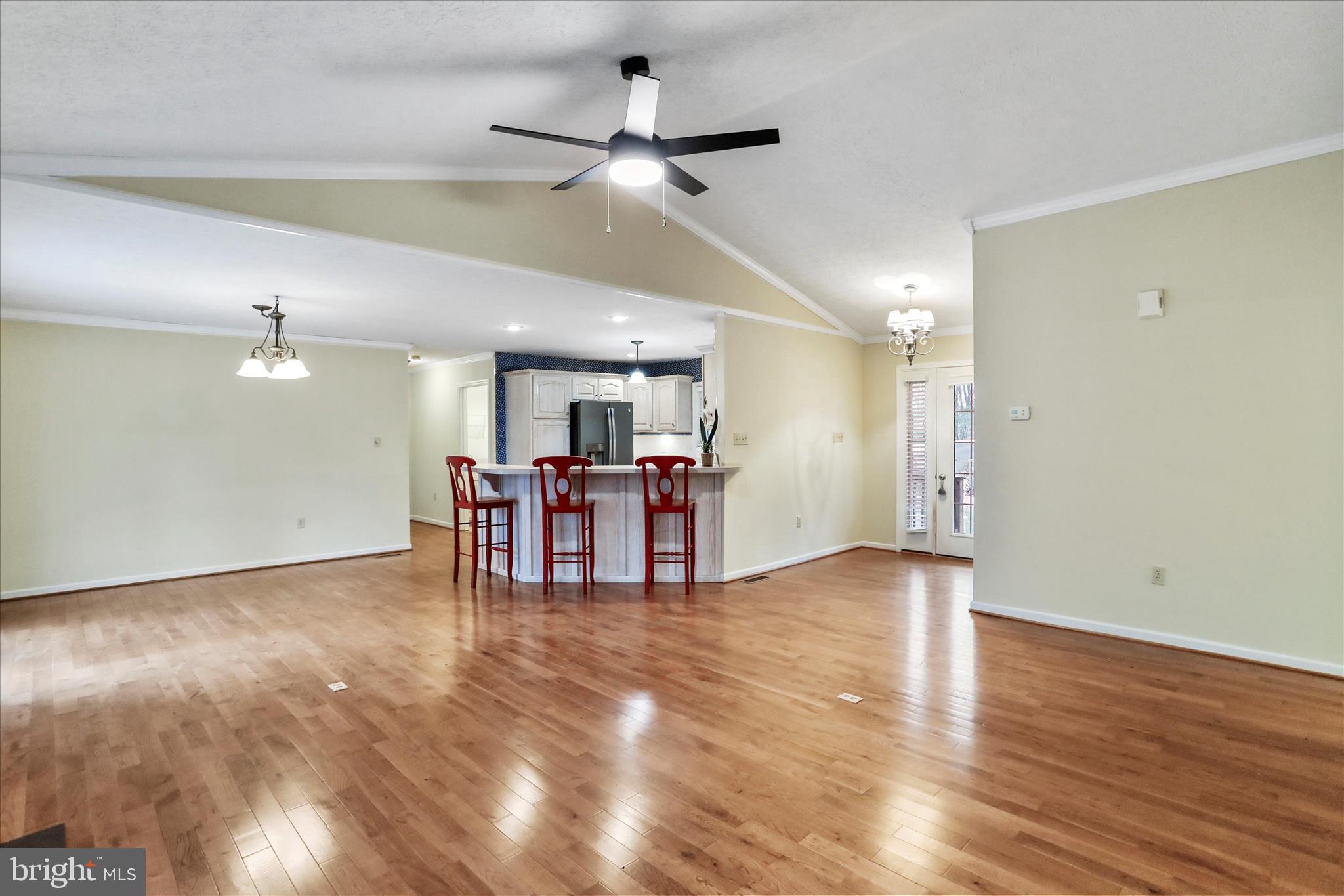 HICKORY CORNER - Residential