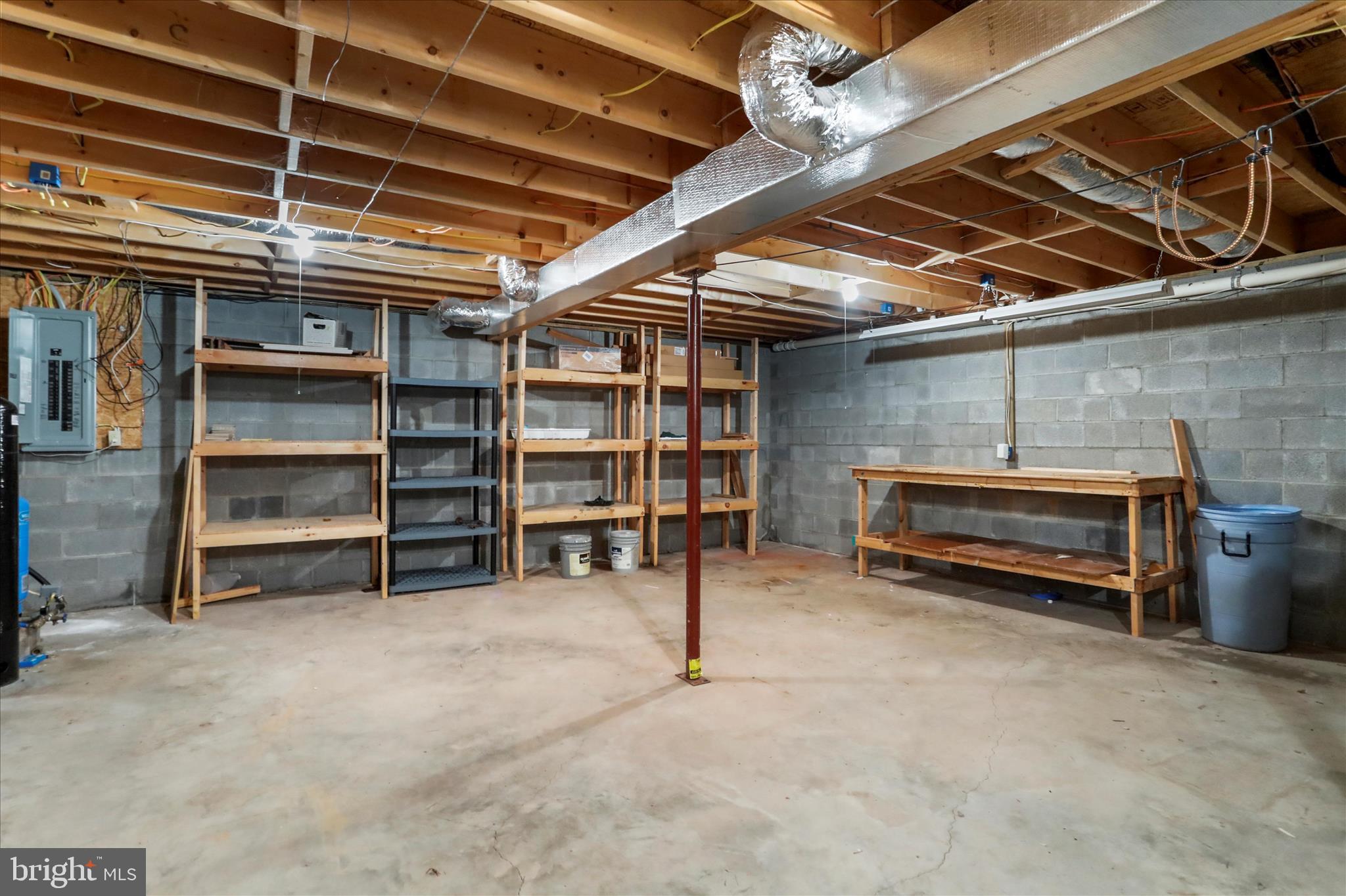 HICKORY CORNER - Residential