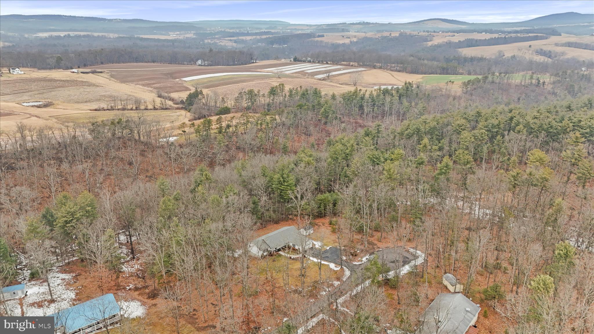 HICKORY CORNER - Residential