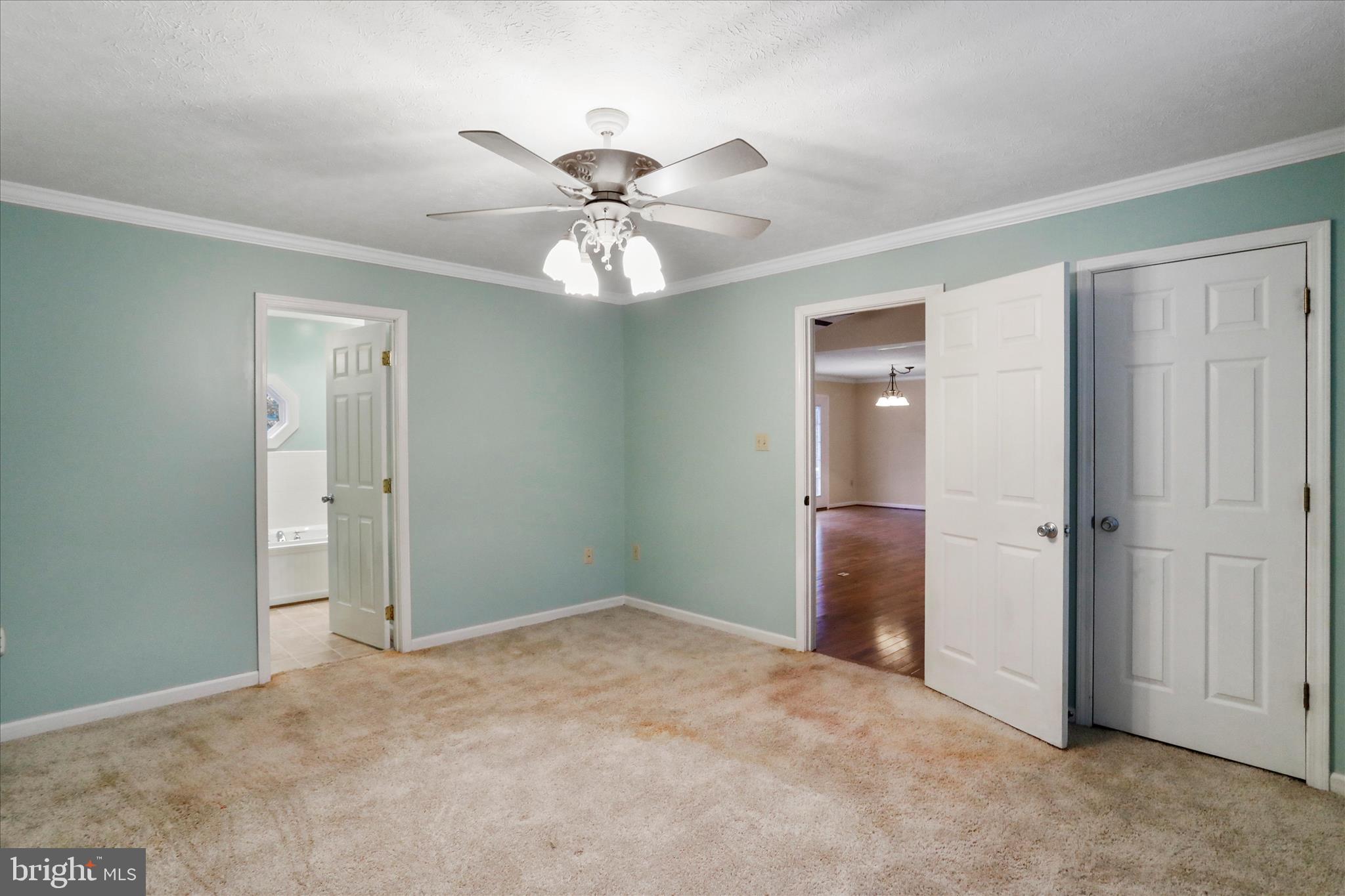 HICKORY CORNER - Residential