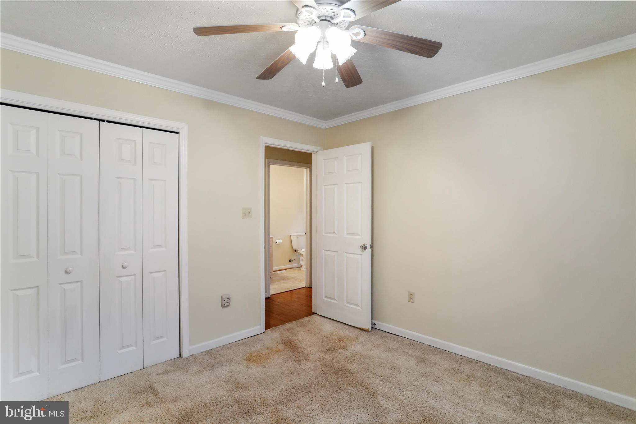 HICKORY CORNER - Residential