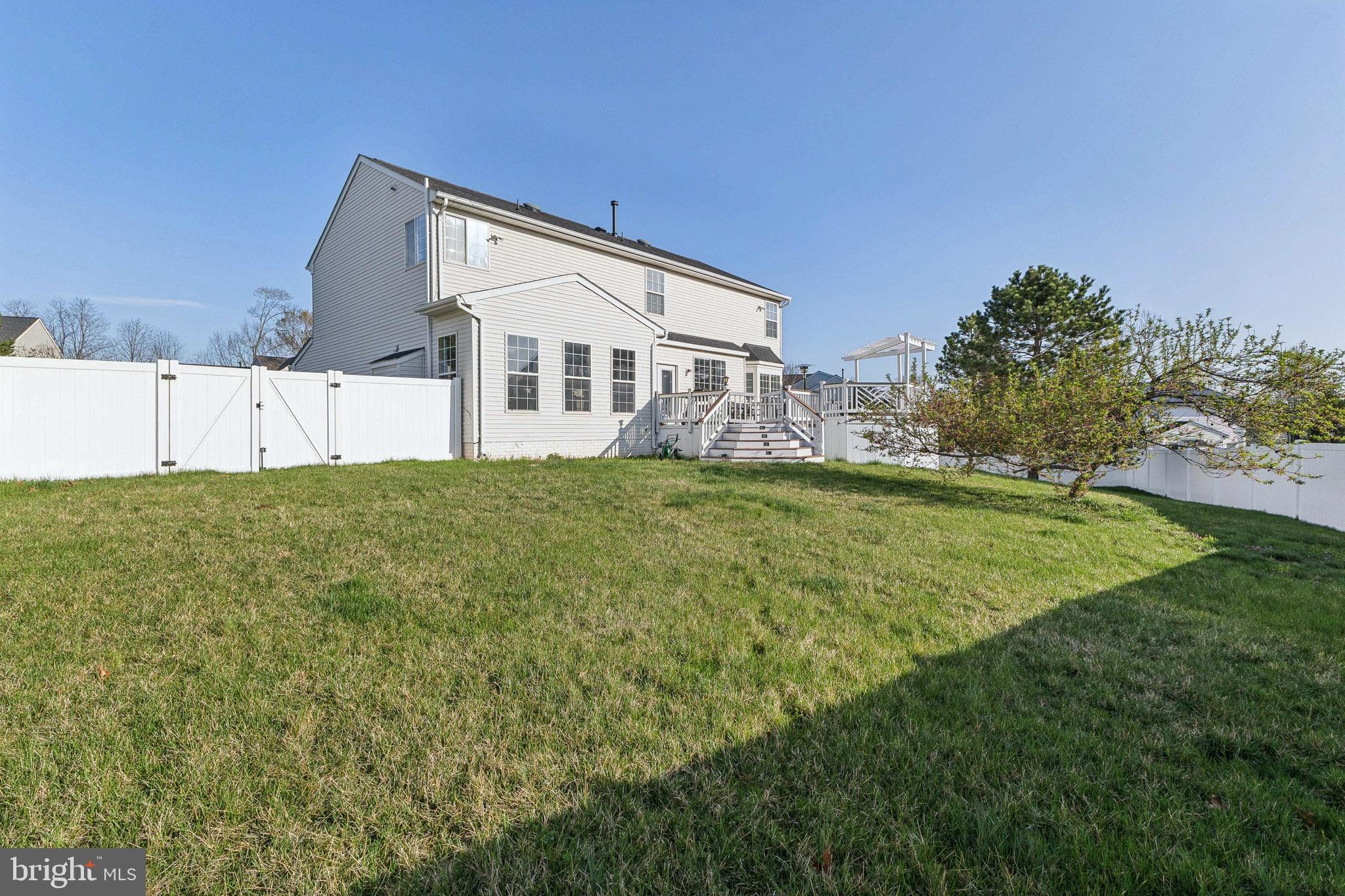 THE VILLAGES AT BRISTOL - Residential Lease