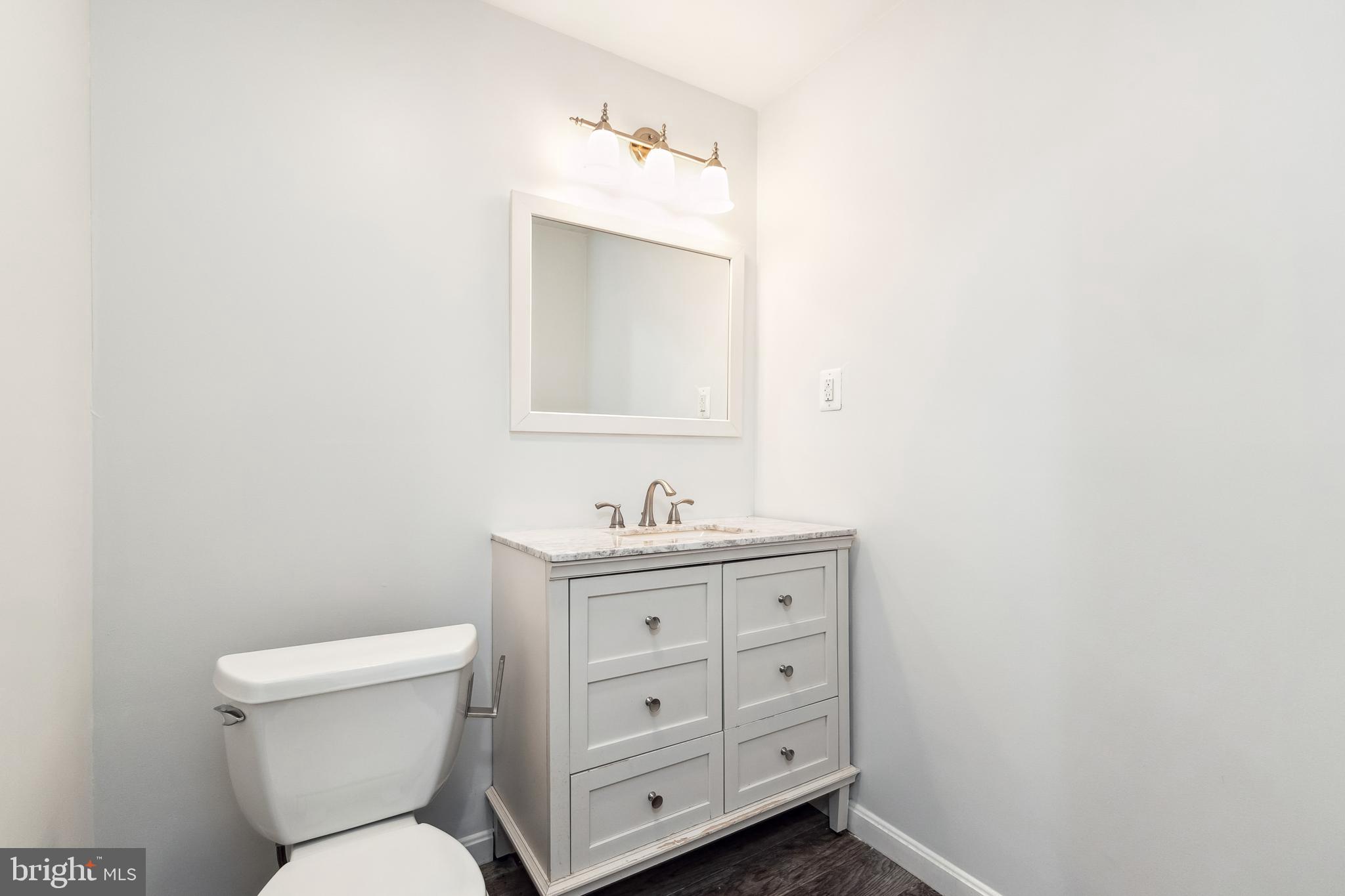 THE VILLAGES AT BRISTOL - Residential Lease