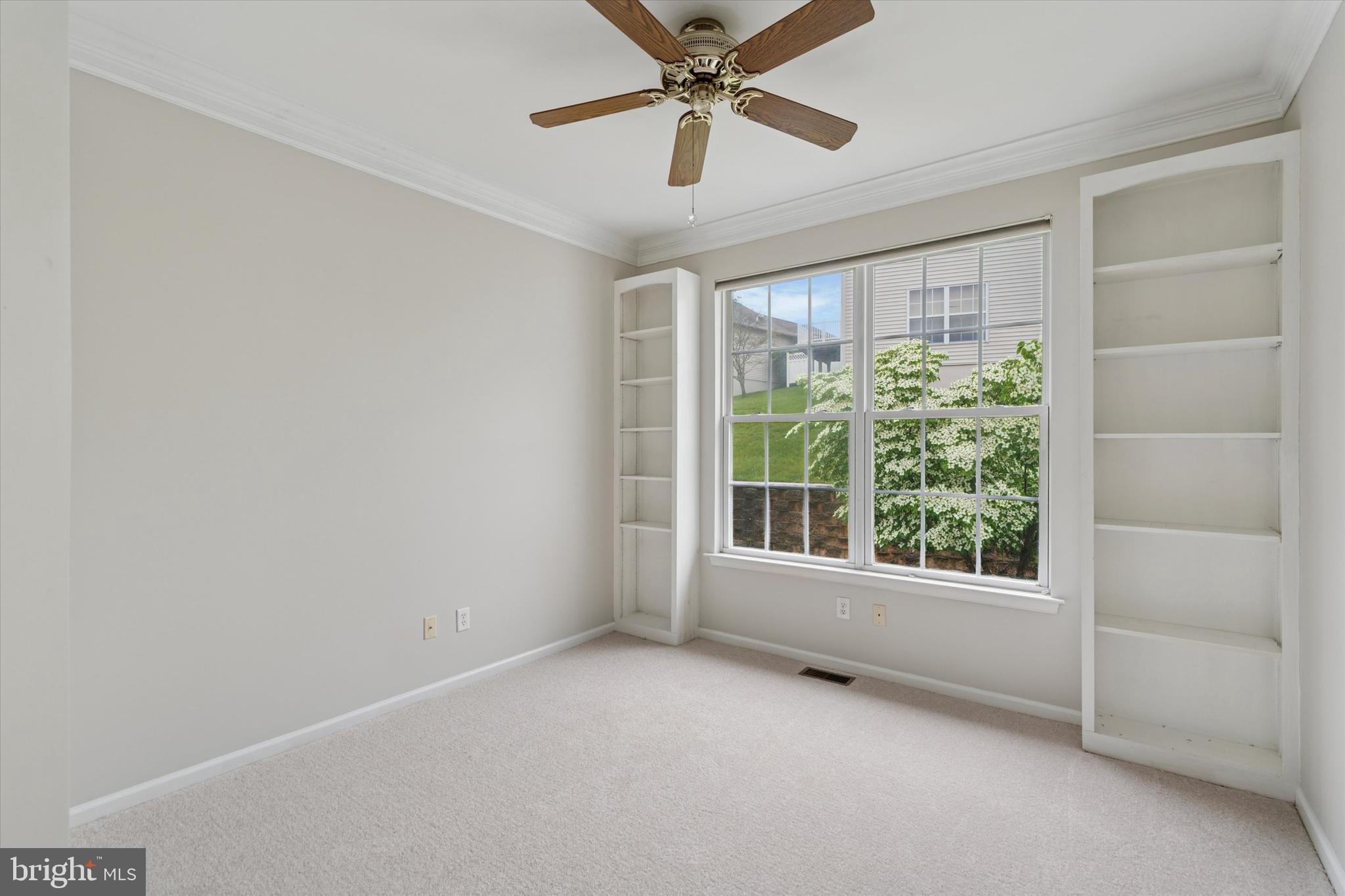 FOX HILL FARM - Residential