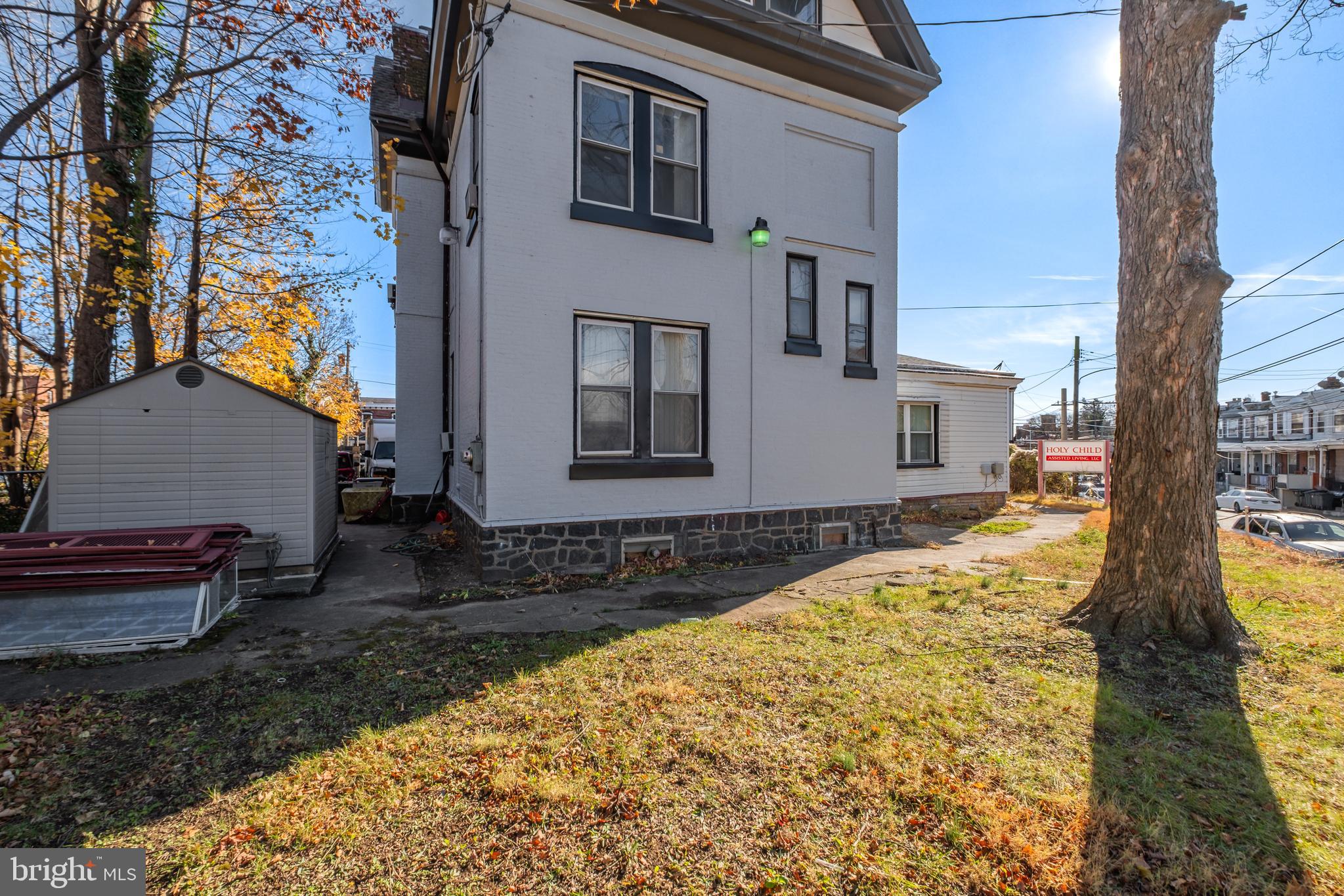 FRANKFORD - Commercial Sale