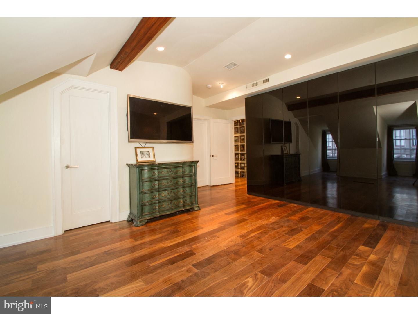 OLD CITY - Residential Lease