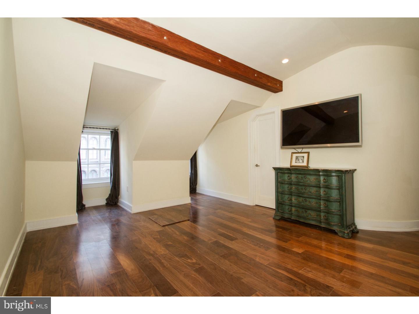 OLD CITY - Residential Lease