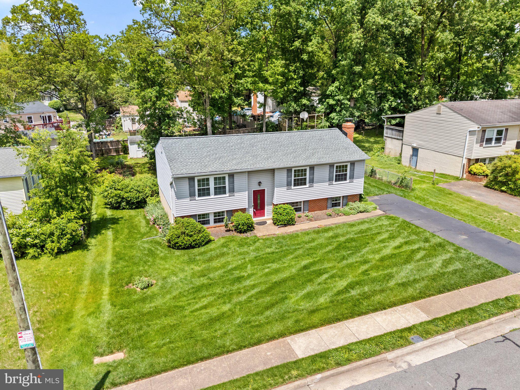 9366 FERNWOOD COURT
