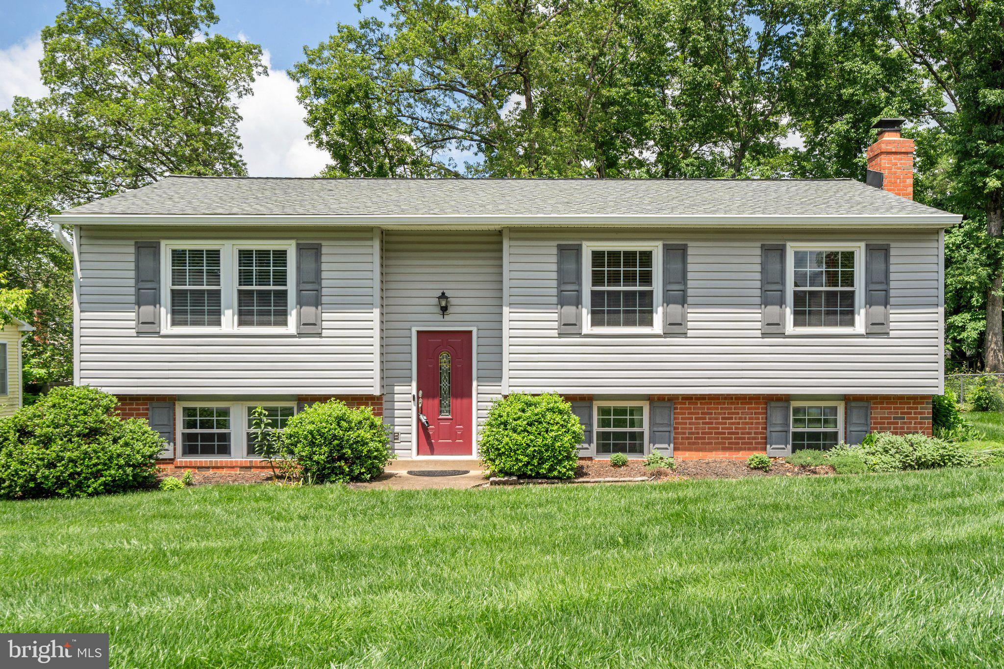 9366 FERNWOOD COURT