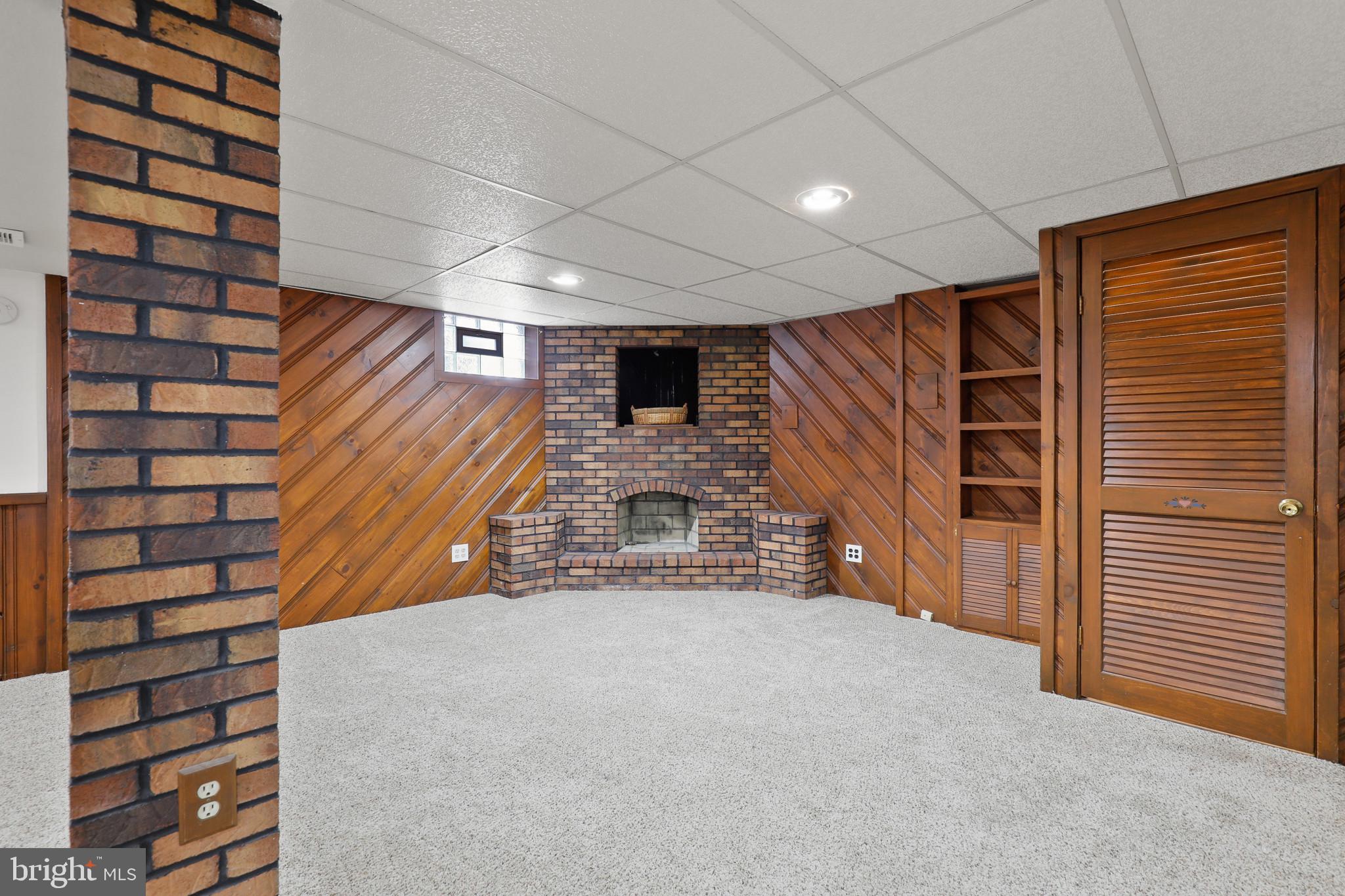 OVERLEA - Residential