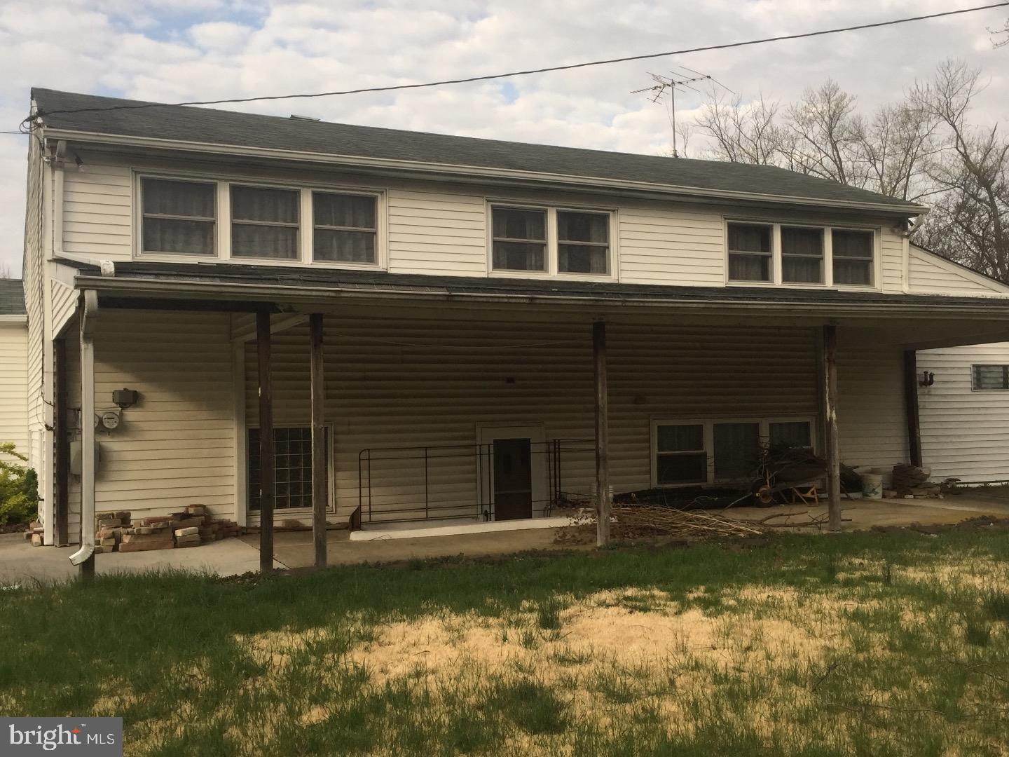 SPRING LAKE FARMS - Residential