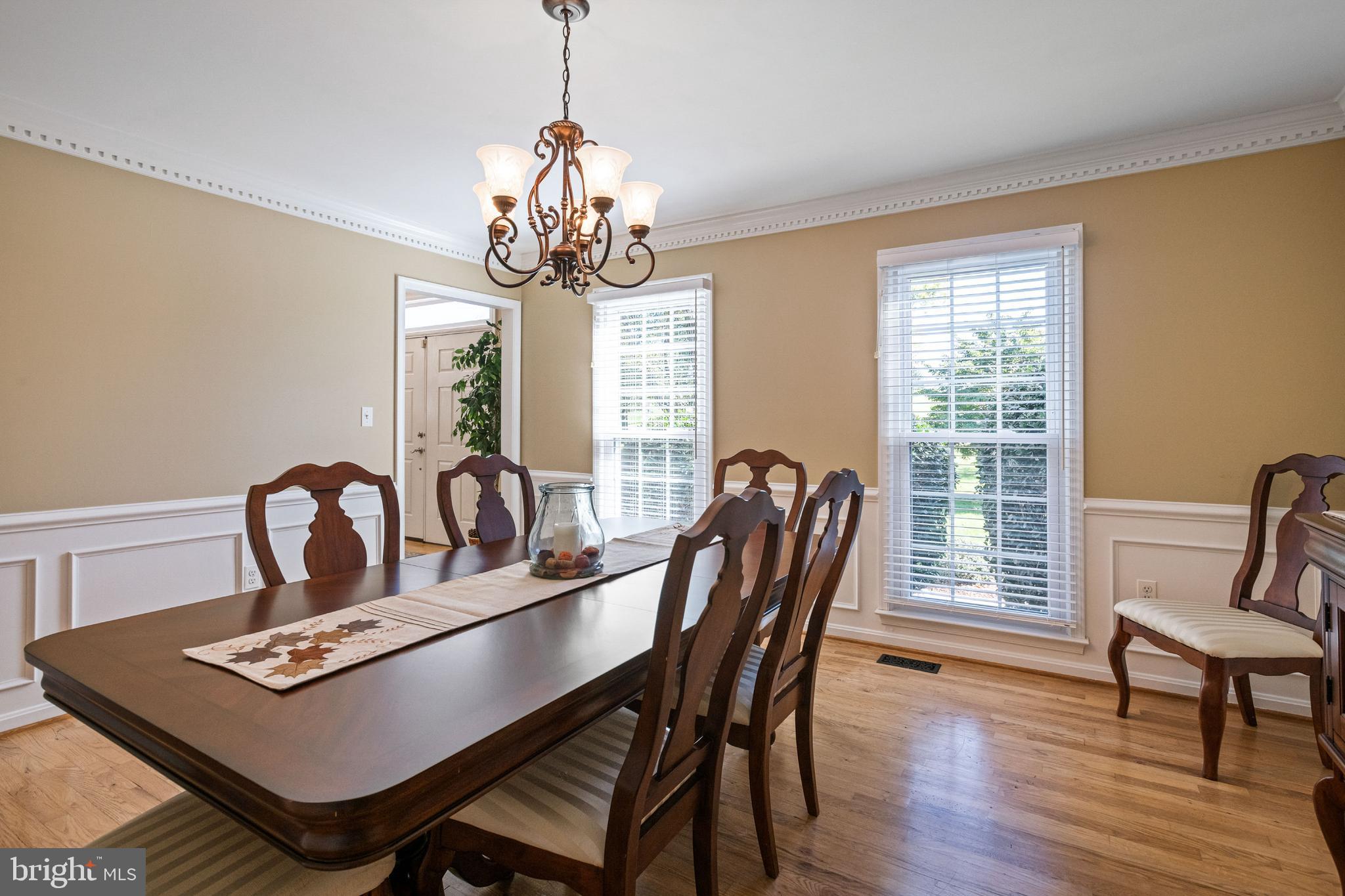 ENGLISH MEADOWS - Residential