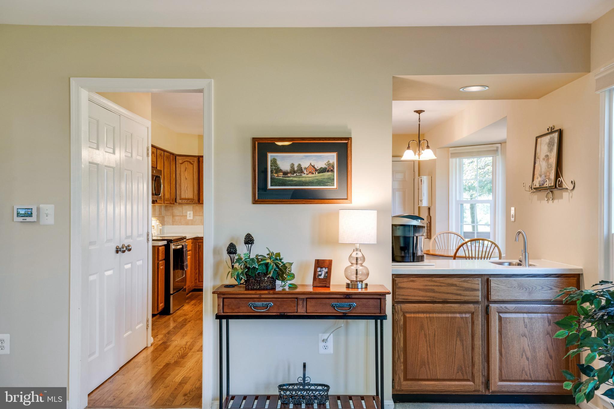 ENGLISH MEADOWS - Residential