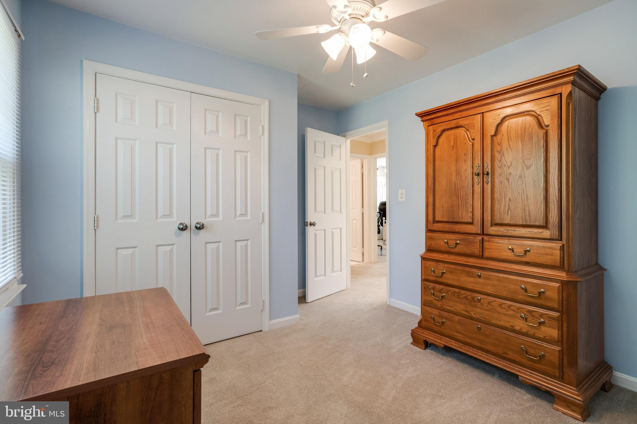 ENGLISH MEADOWS - Residential