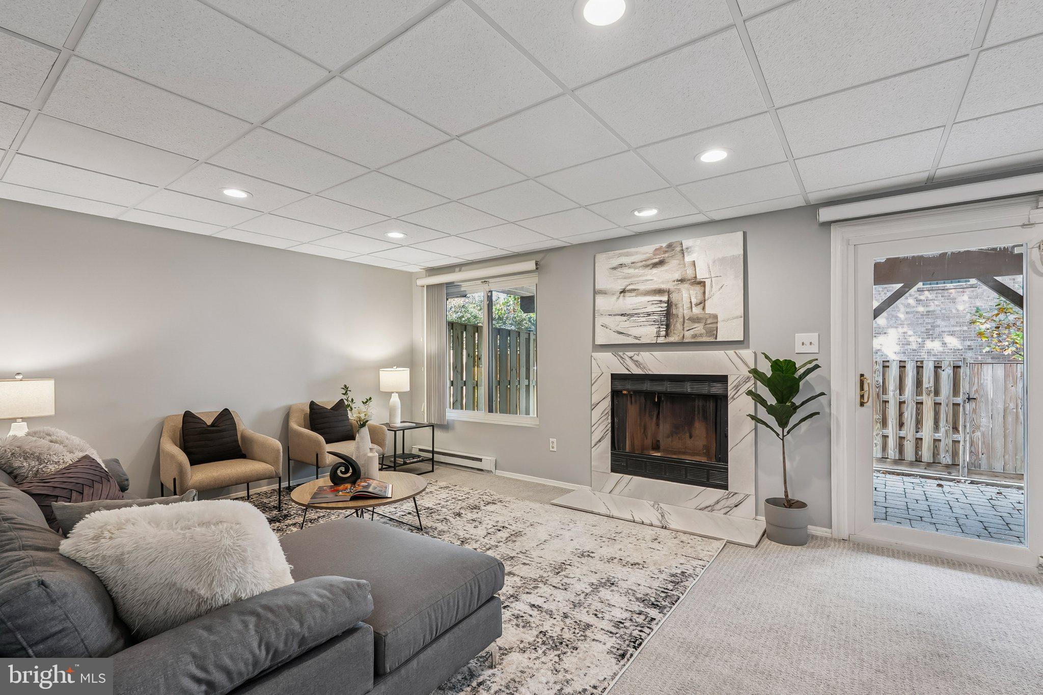 TIMBERLAWN - Residential