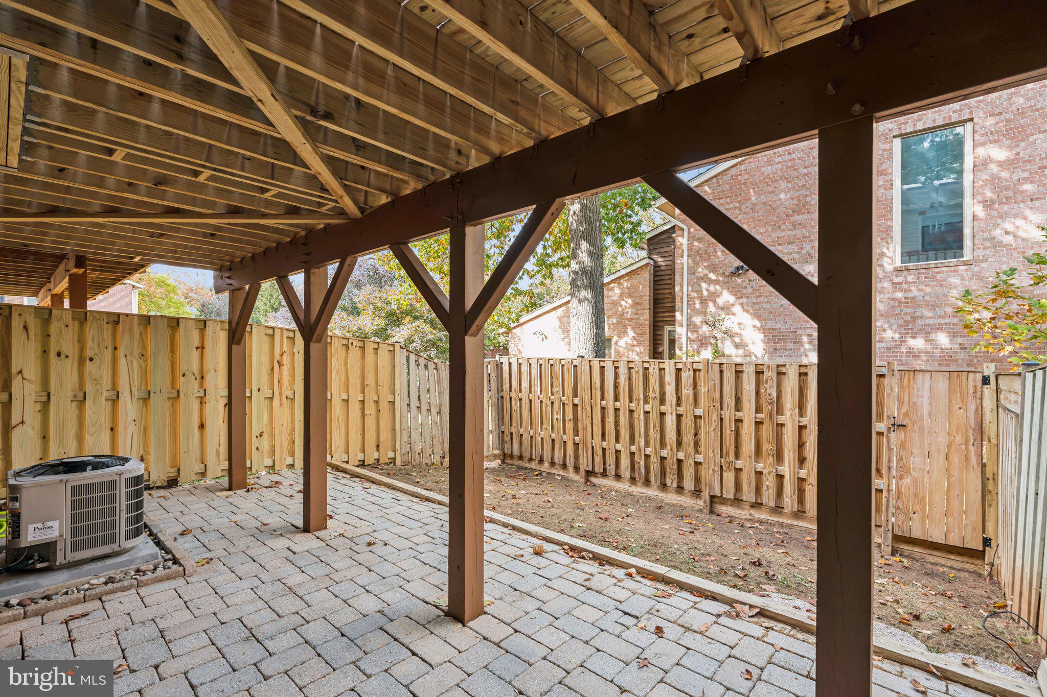 TIMBERLAWN - Residential